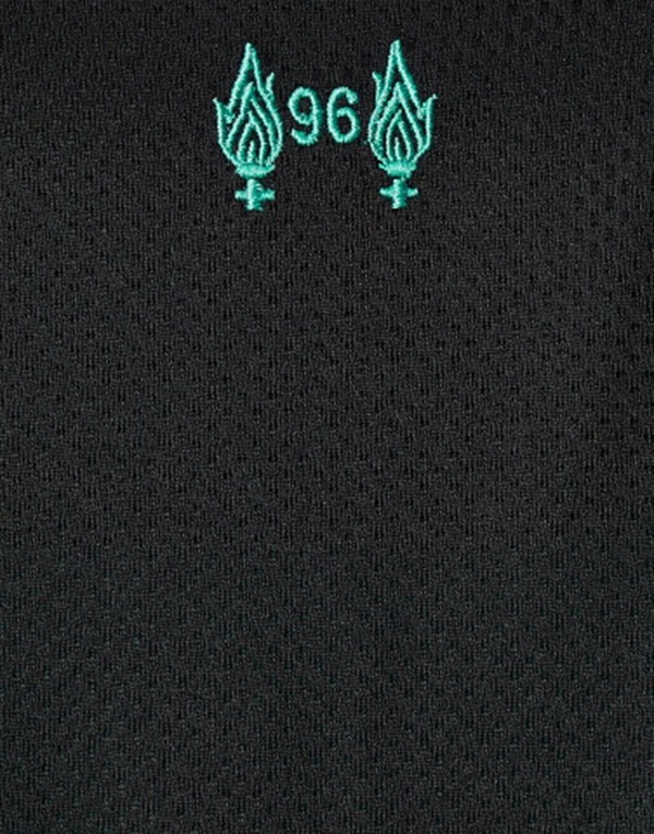 Shop Den New Balance Liverpool Fc 19 20 Third Champions Trikot Kinder In Black Jd Sports