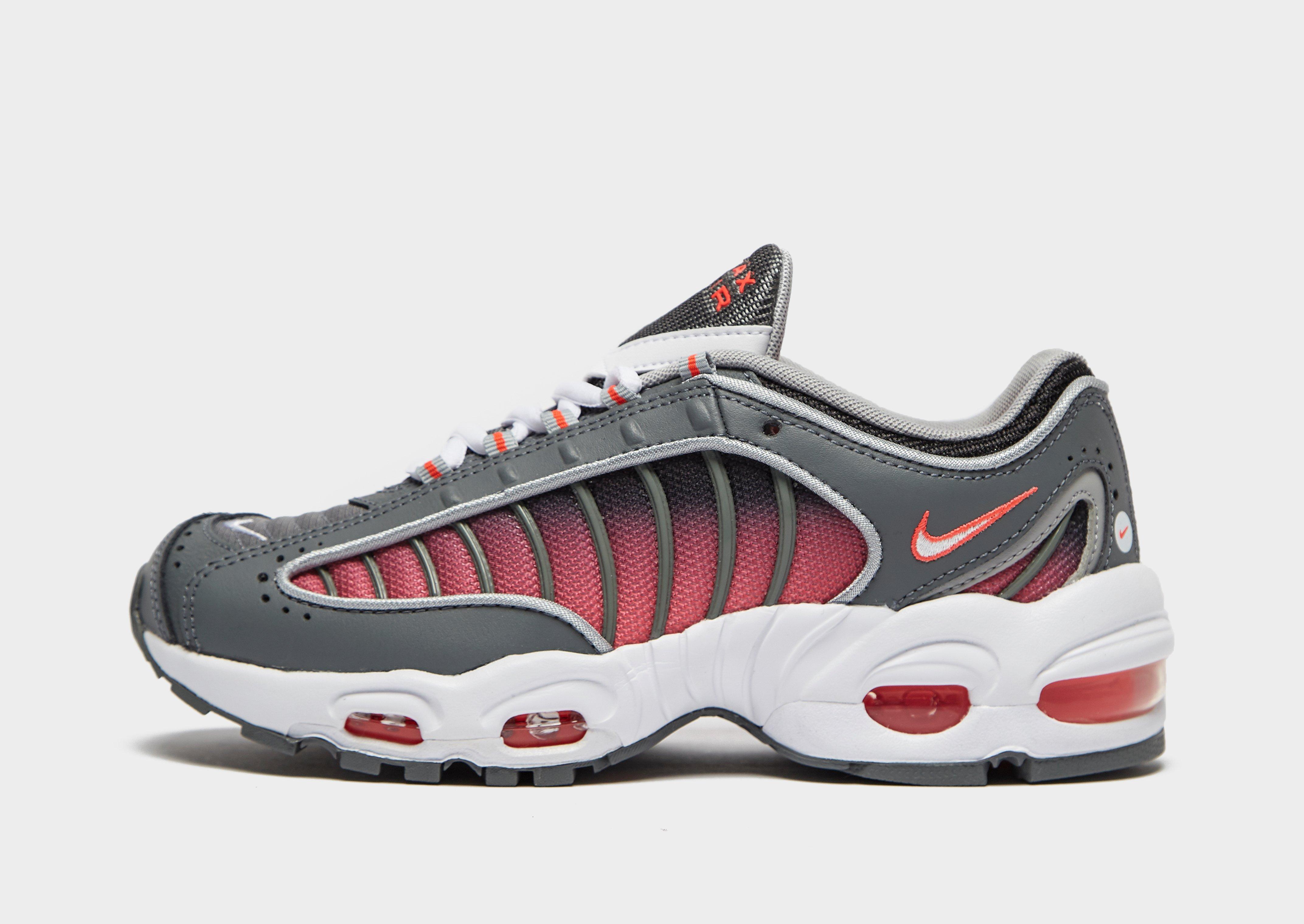 nike tailwind junior