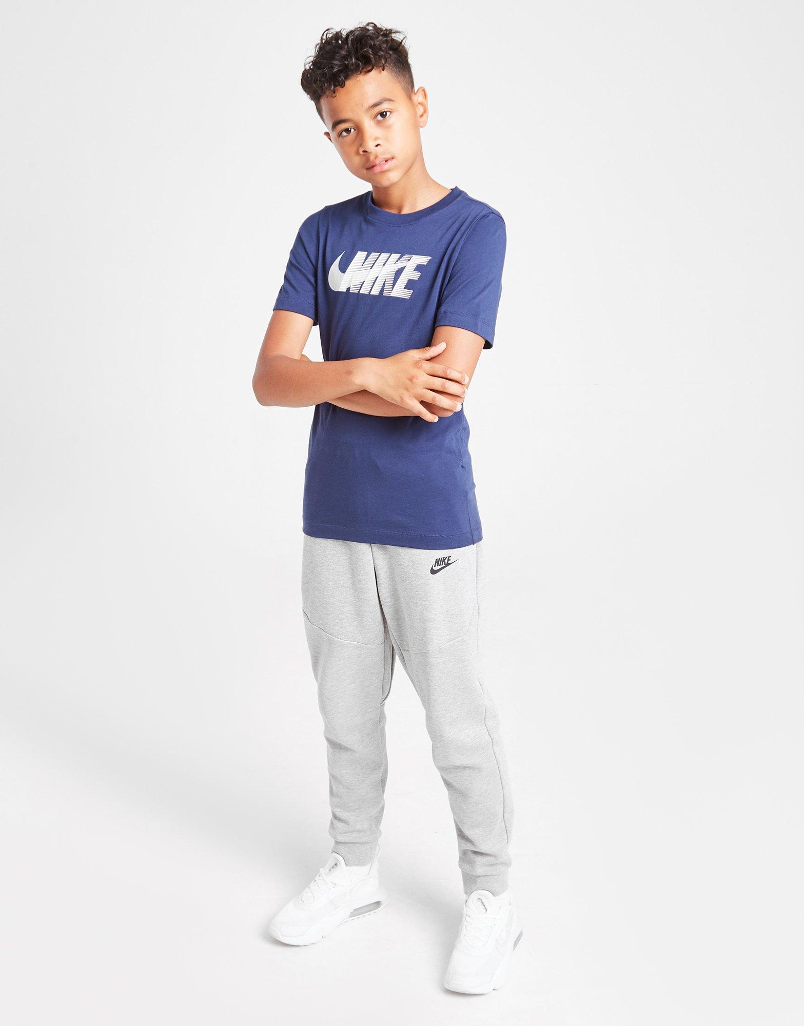 nike sportswear swoosh junior