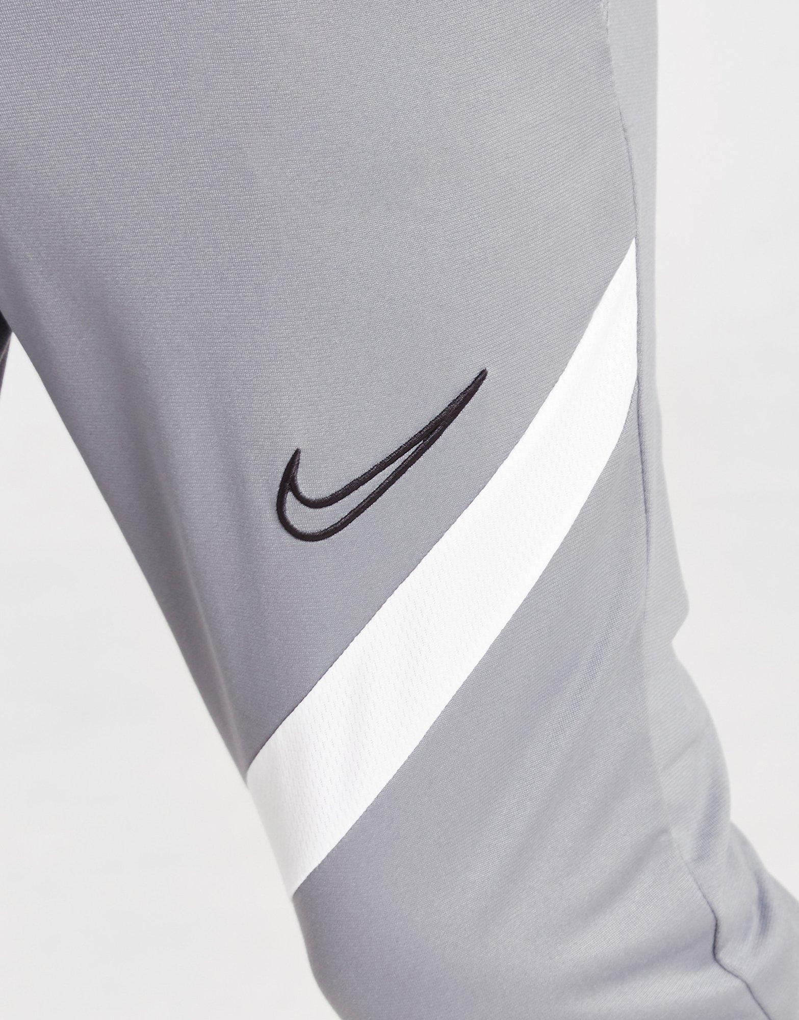 nike track wear
