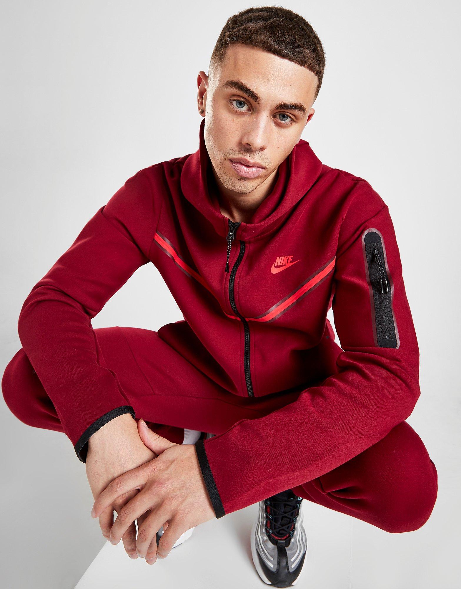 red tech fleece nike