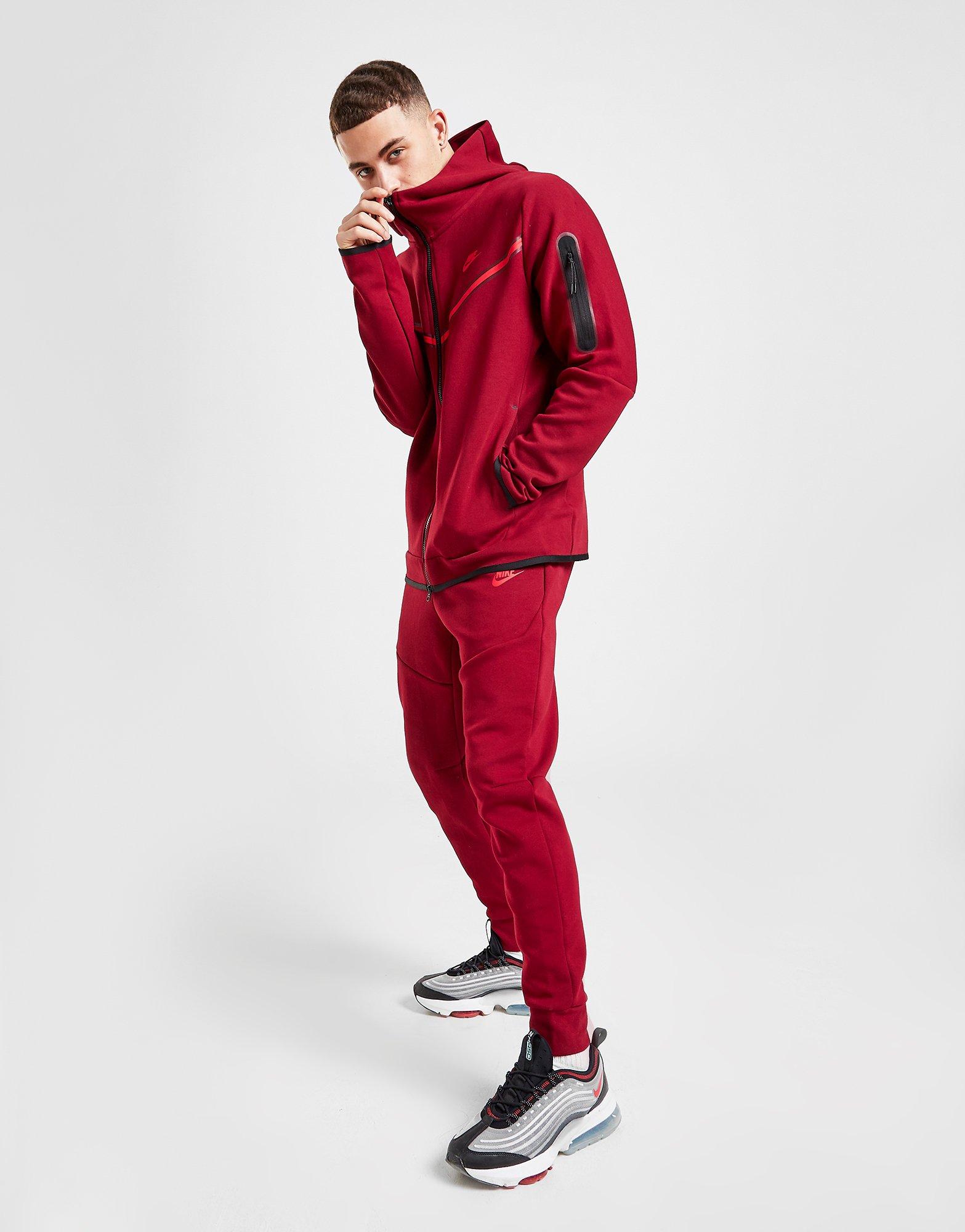 nike tech fleece red