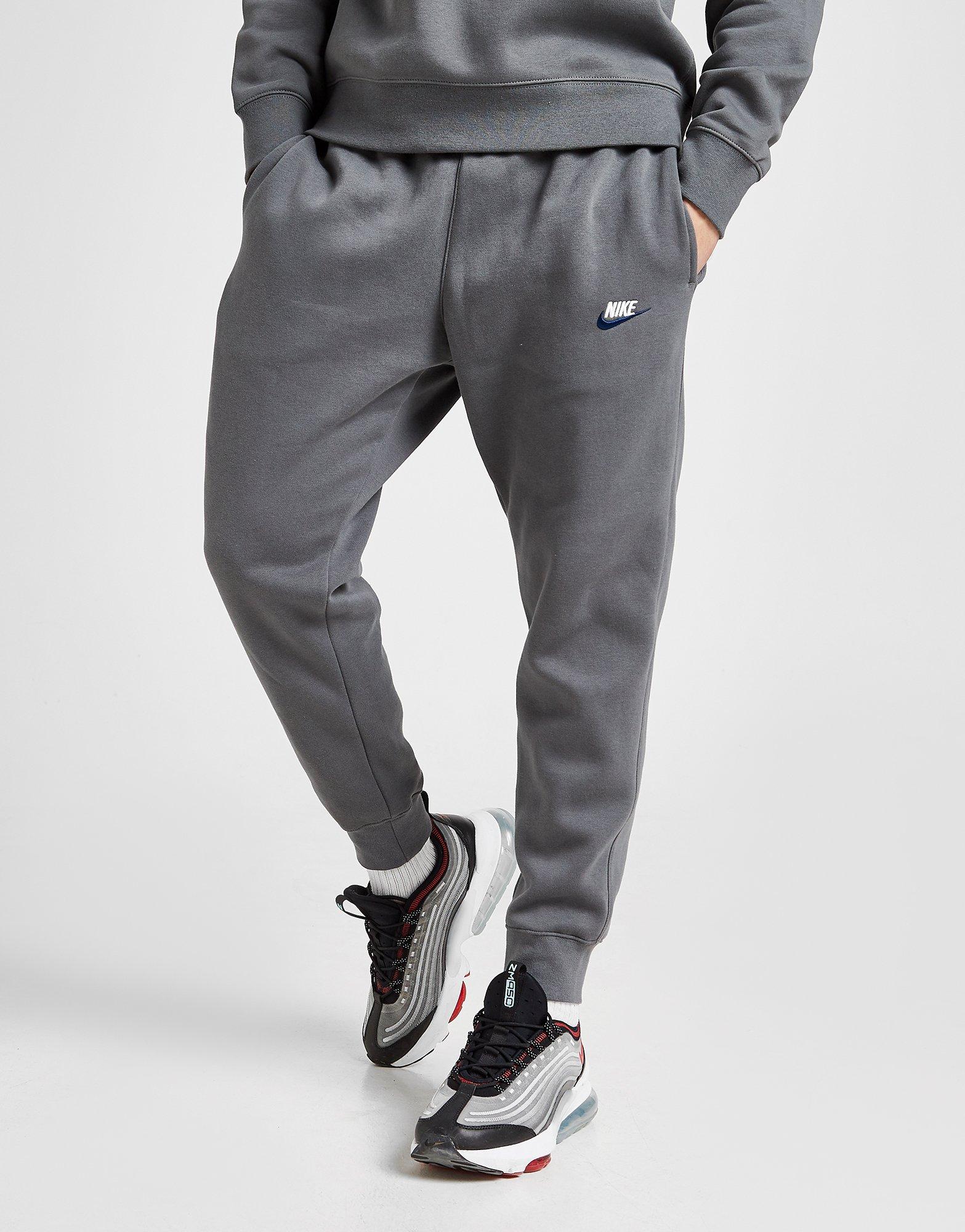 black nike foundation joggers