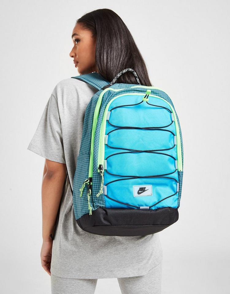 nike hayward 26l backpack