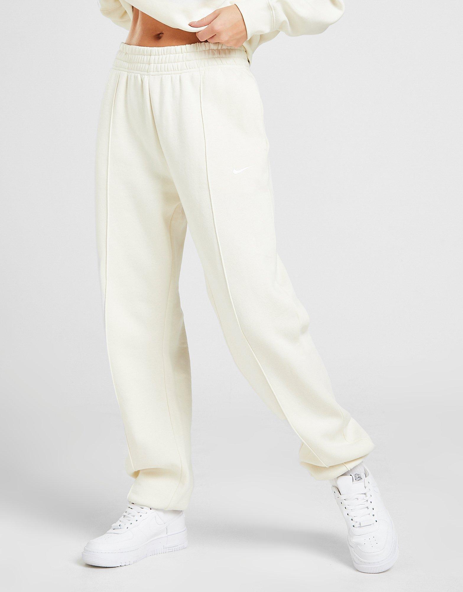 nike fleece trend joggers