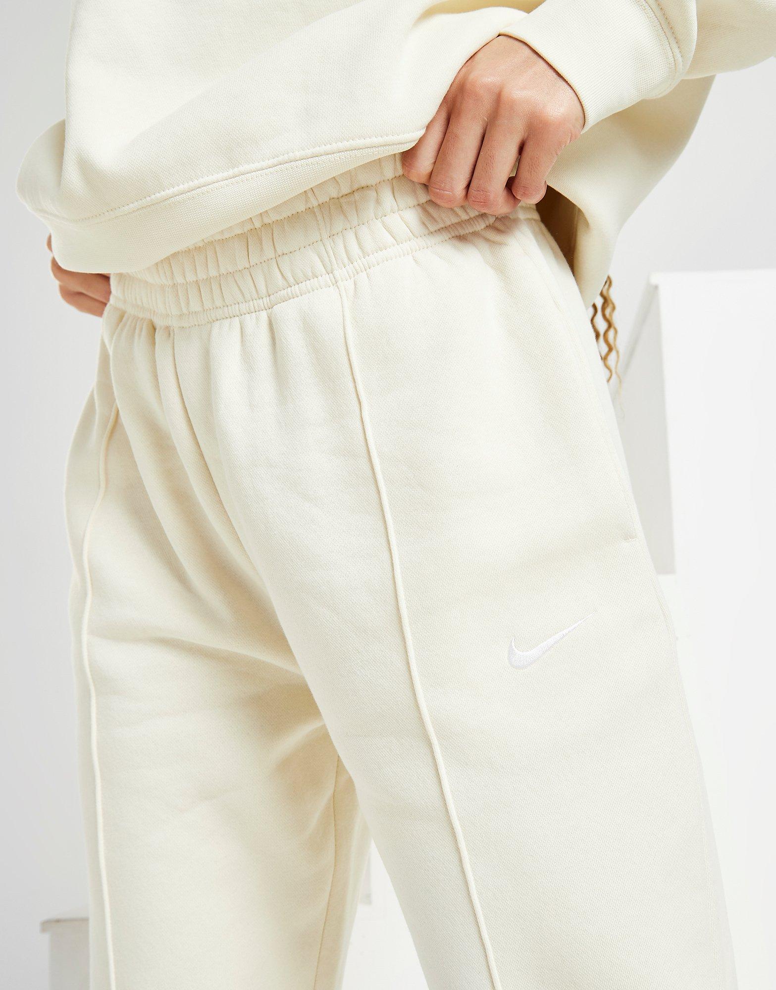 white nike fleece joggers