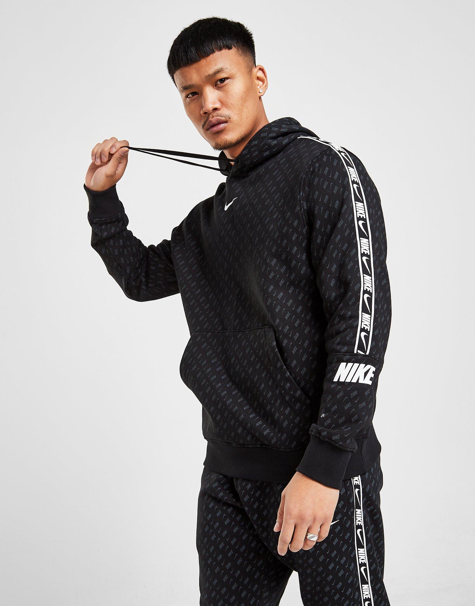 nike repeat pullover