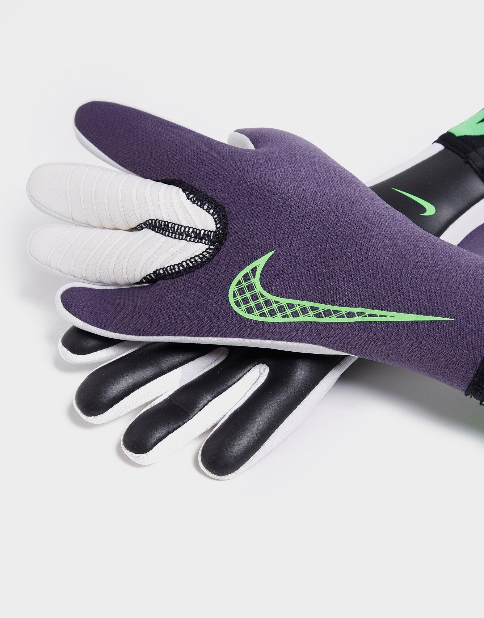 nike victory gloves