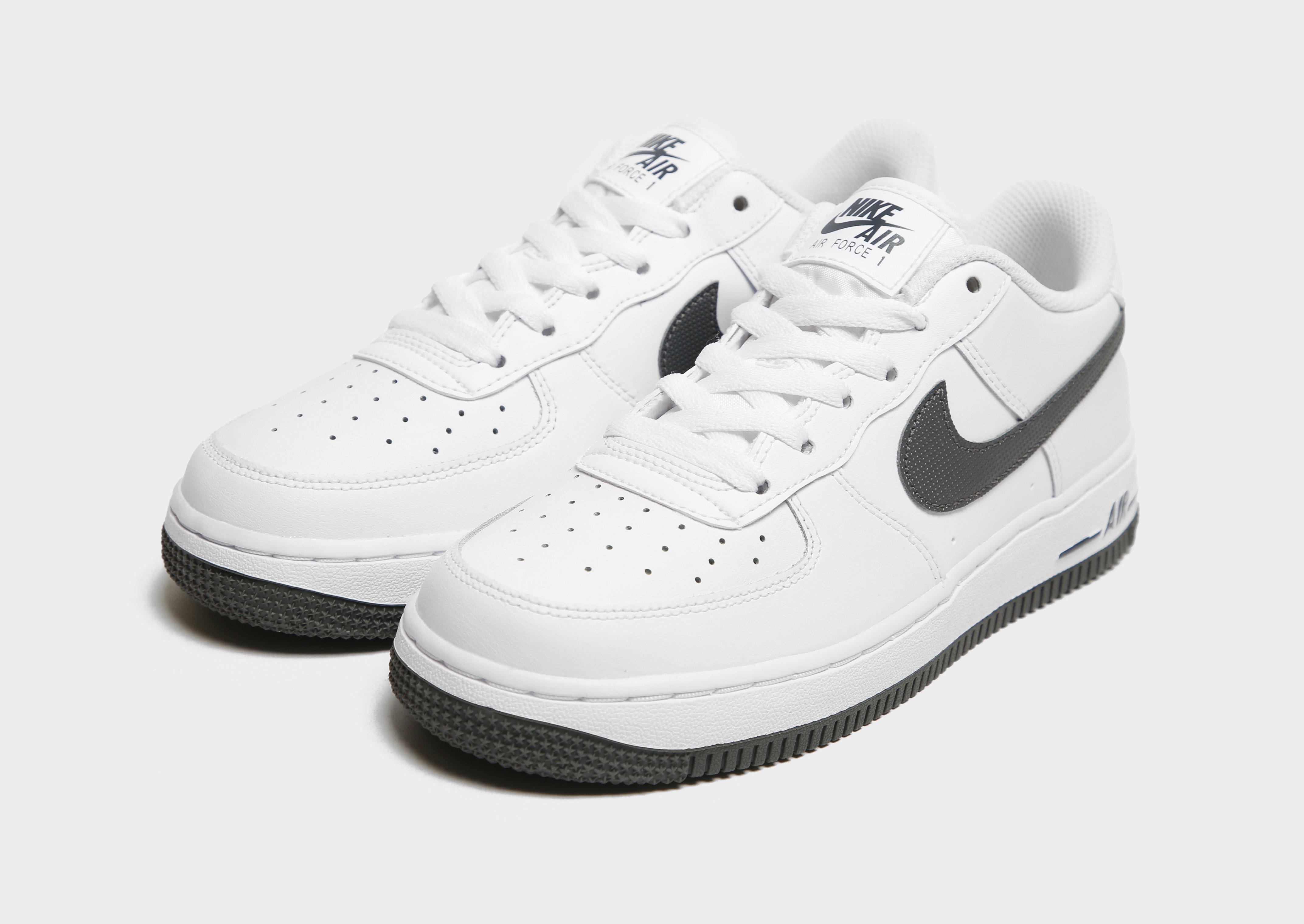 nike air force 1 low junior size 5.5