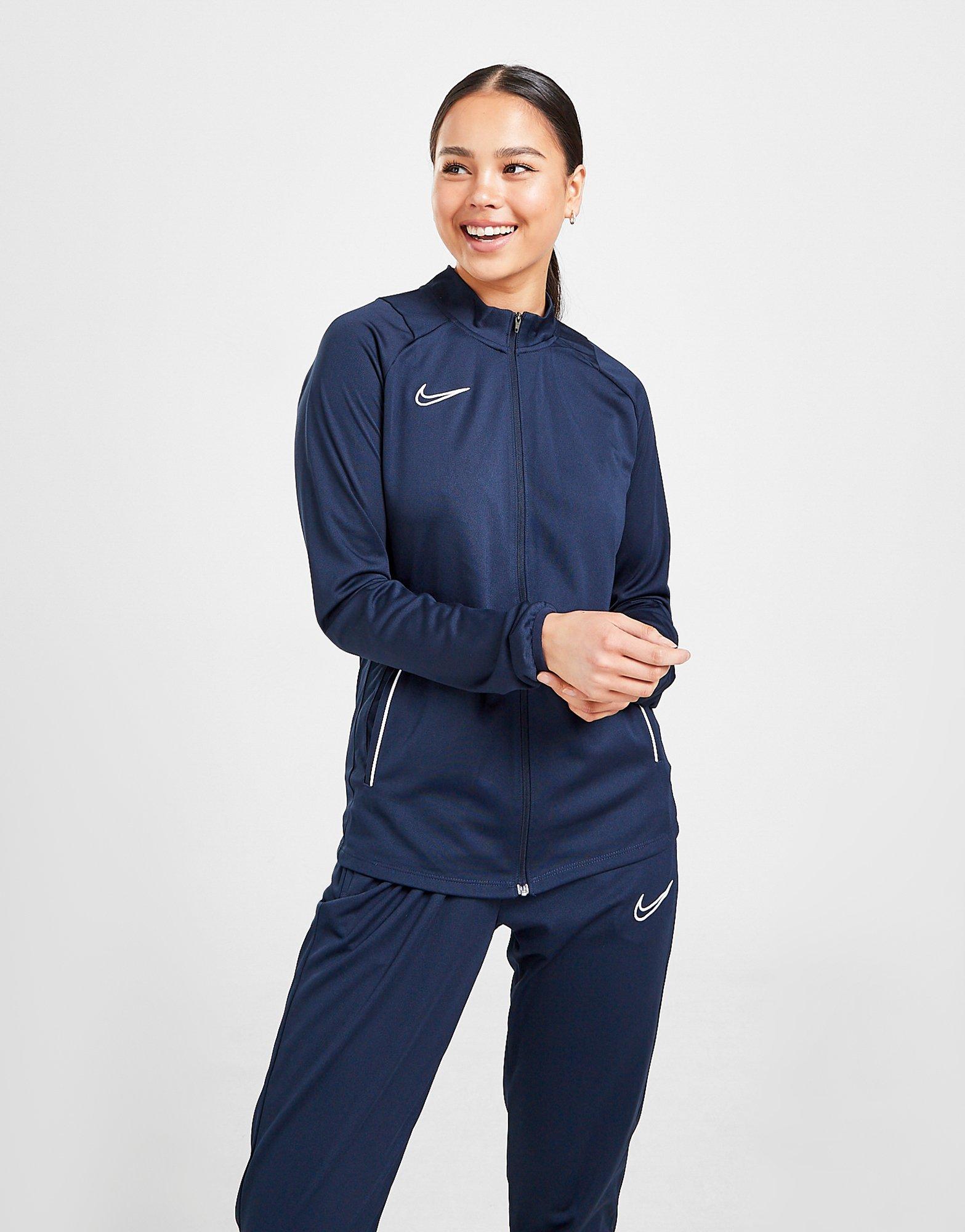 nike fundamentals tracksuit