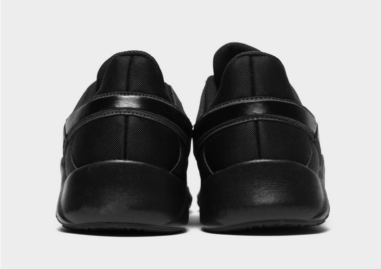 Nike Legend Essential 2