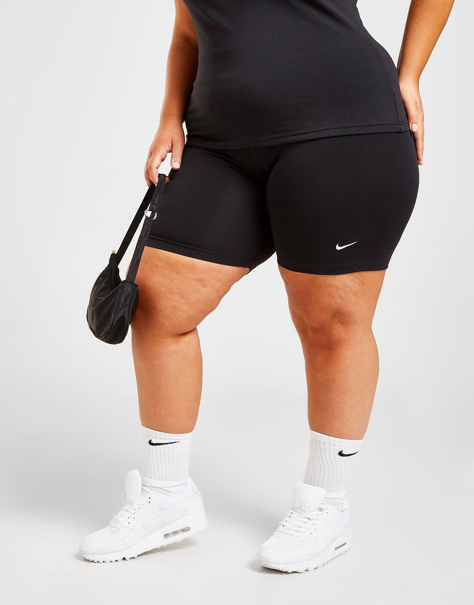 nike core cycle shorts black