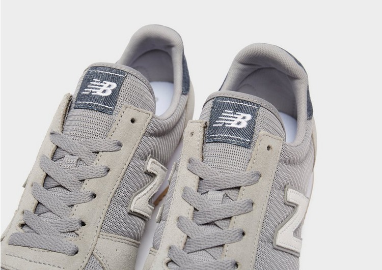 New Balance 220 Denim