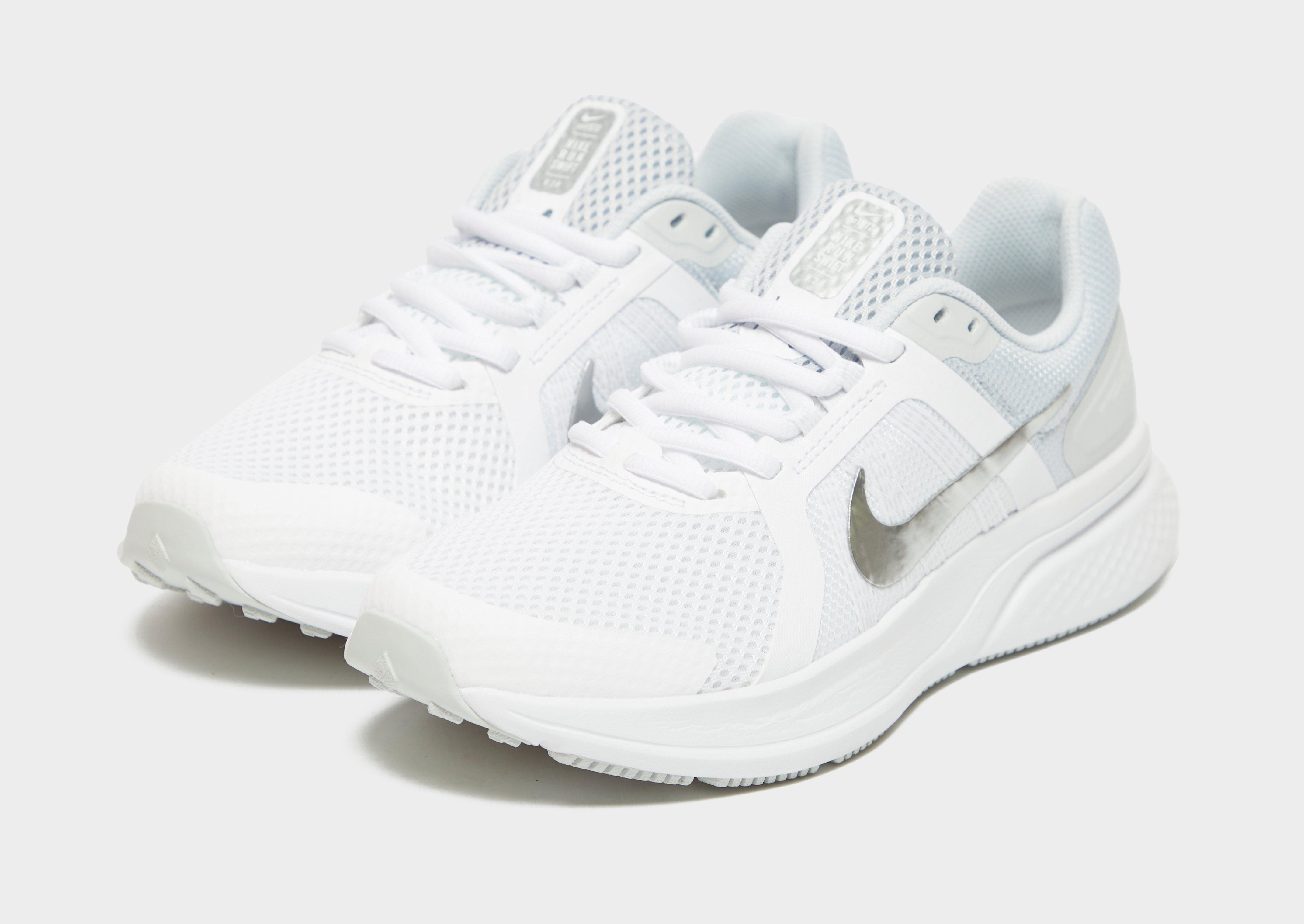 nike run swift women's running shoes white