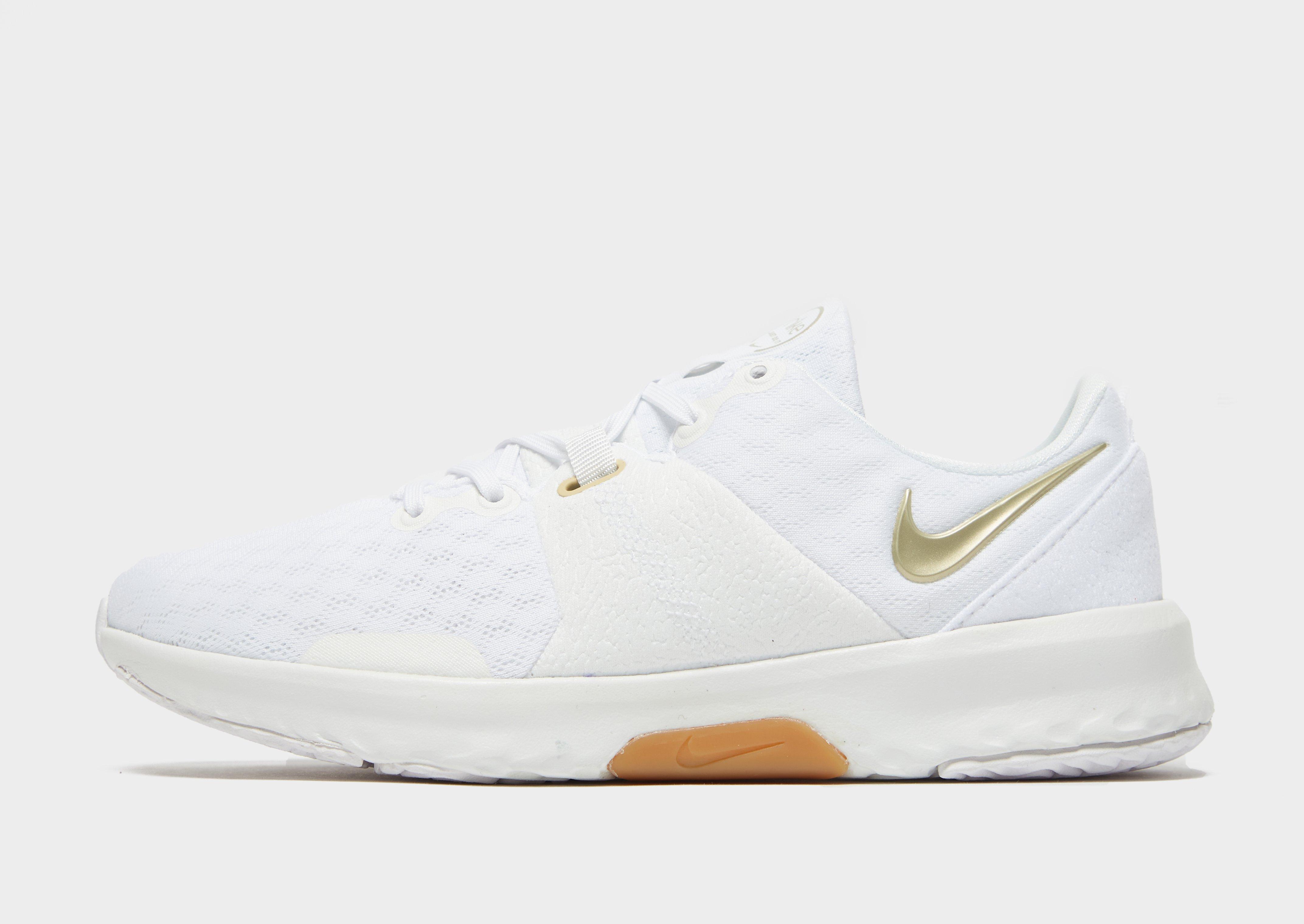 wmns nike city trainer 3