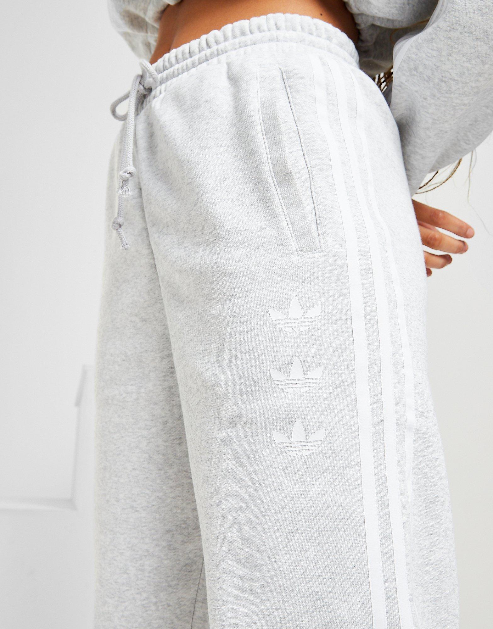 adidas repeat trefoil joggers