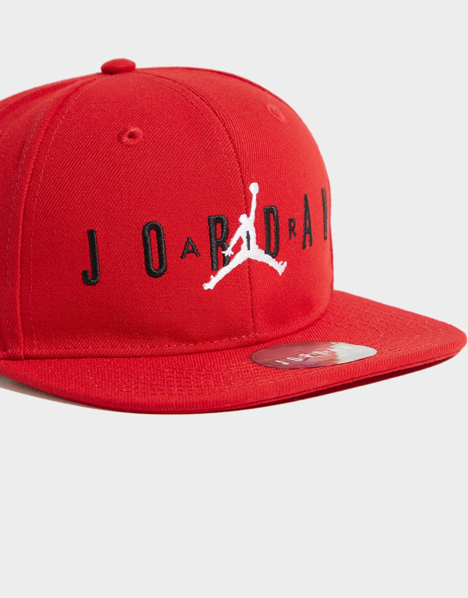 red jordan hat