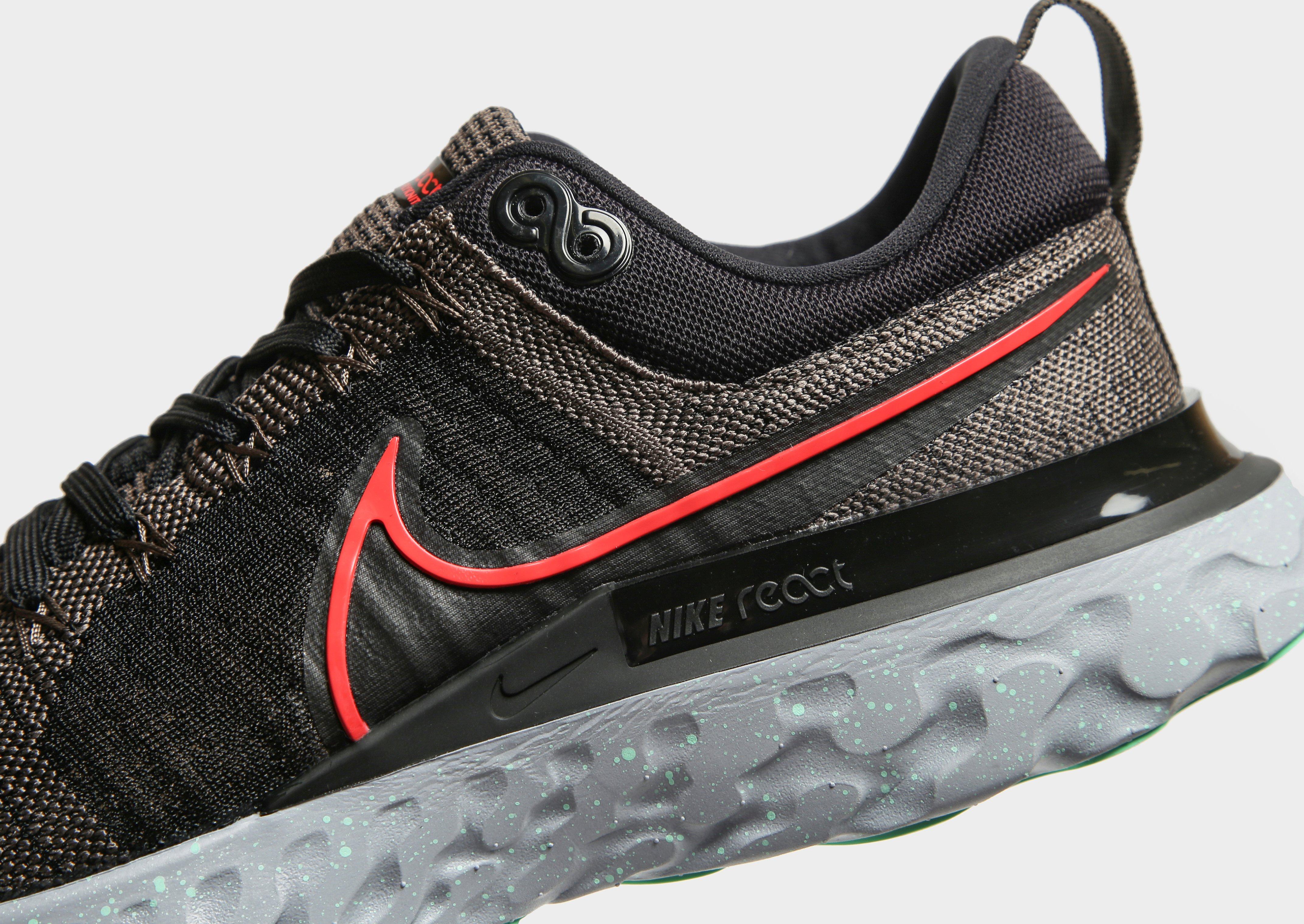 nike infinity react flyknit 2