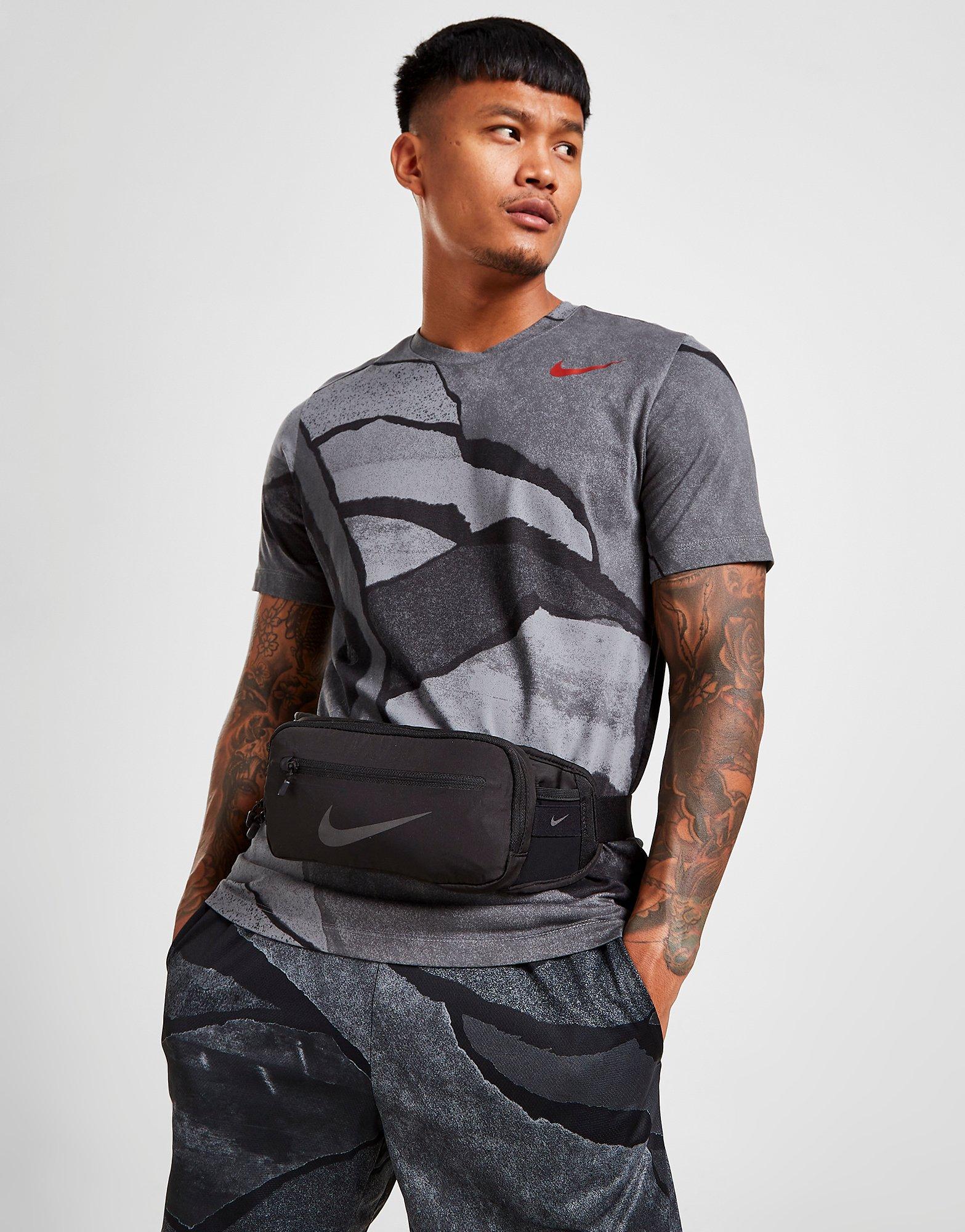 nike run hip pack