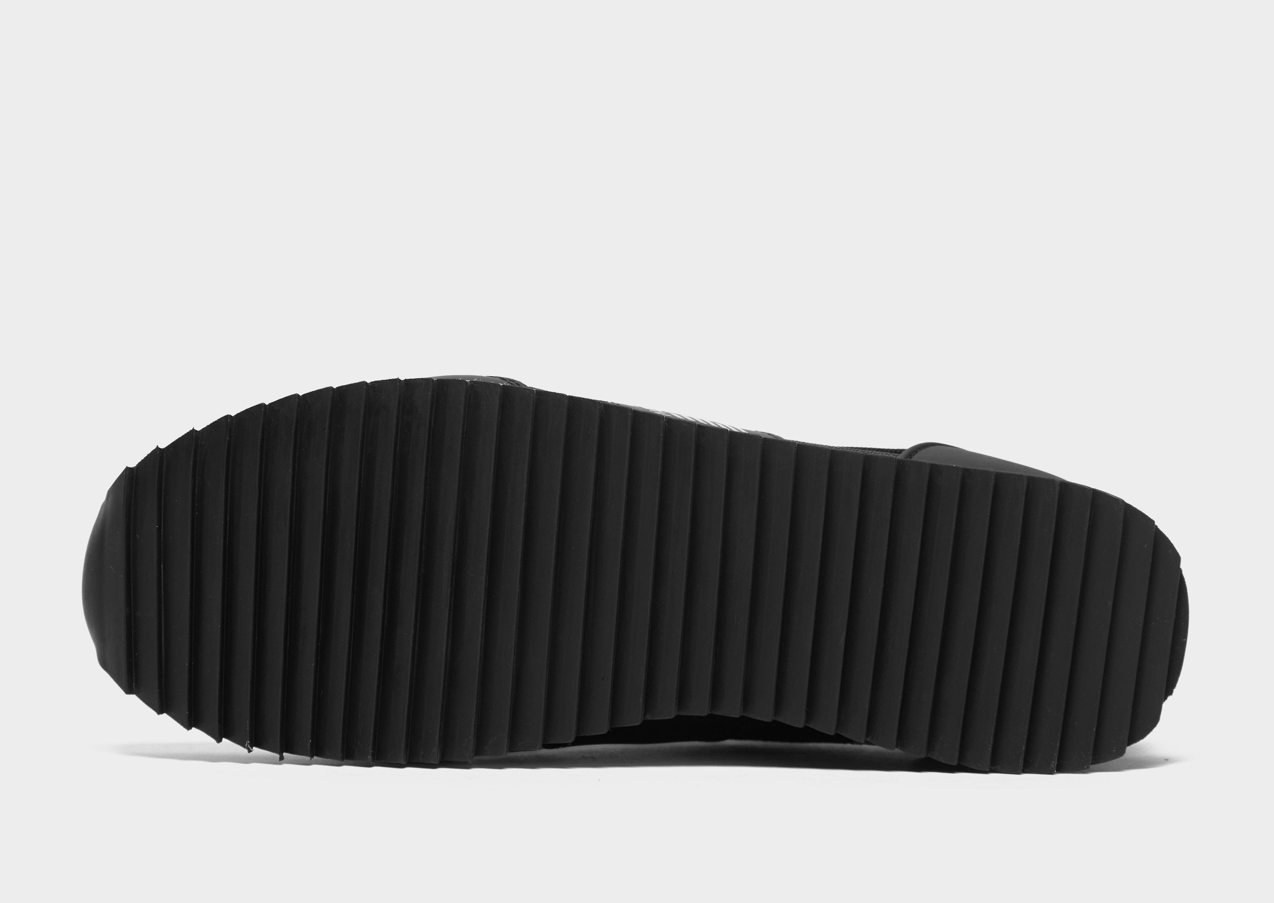 armani mesh run