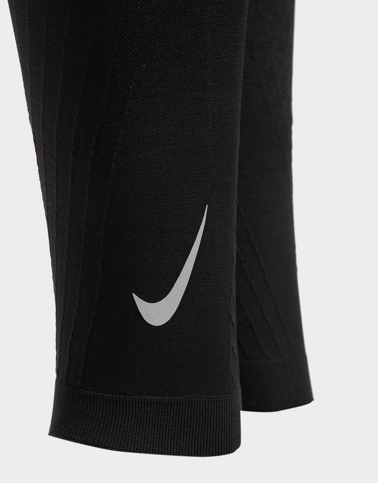 nike half calf sleeve