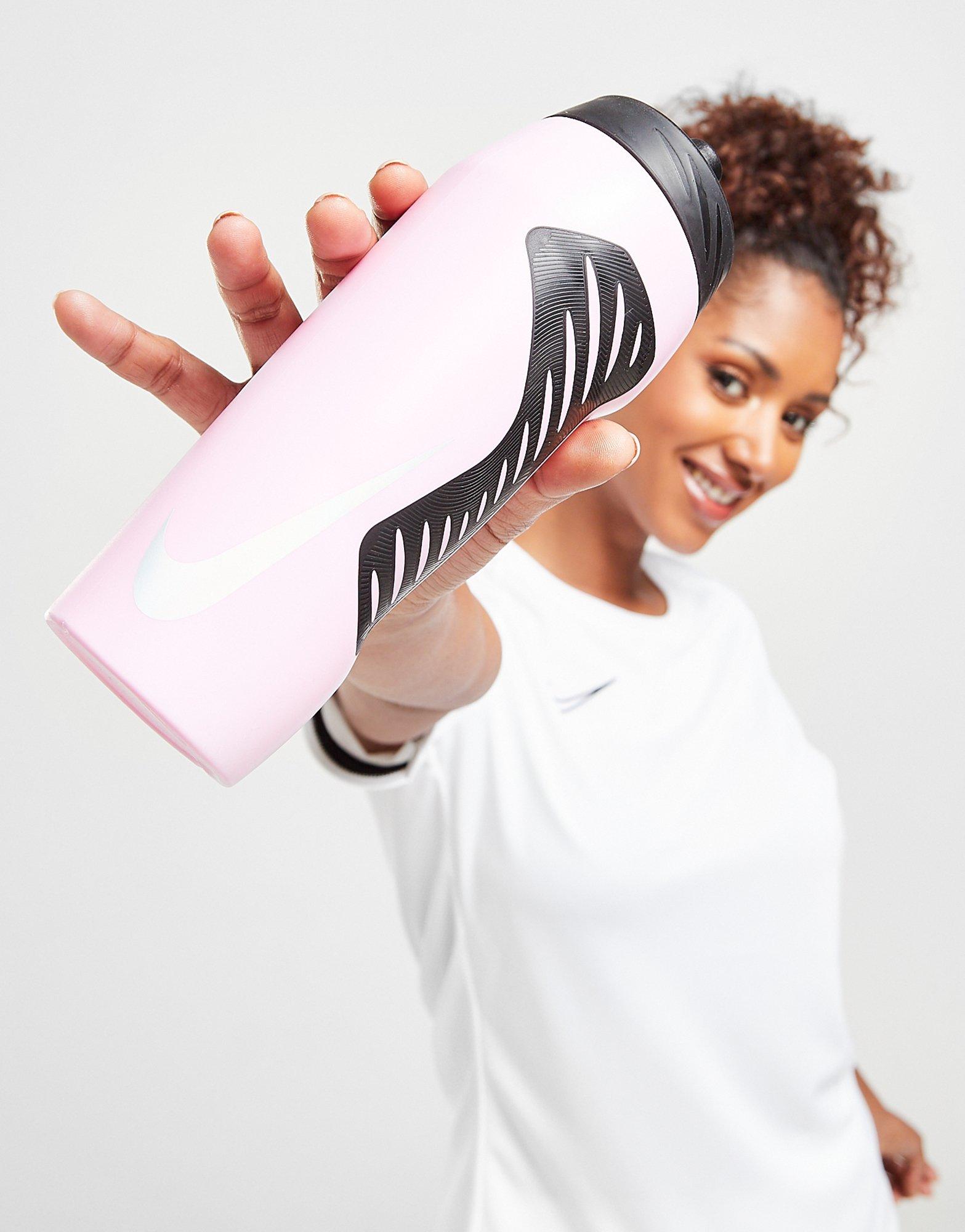 light pink nike drink bottle