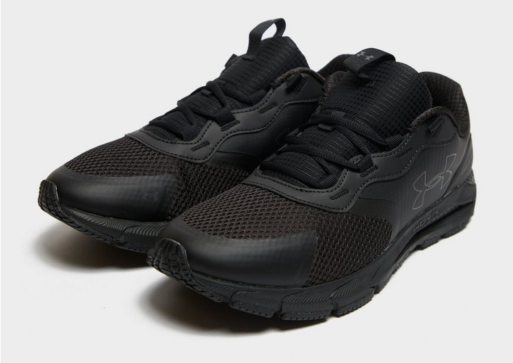 Under Armour Sonic STRT