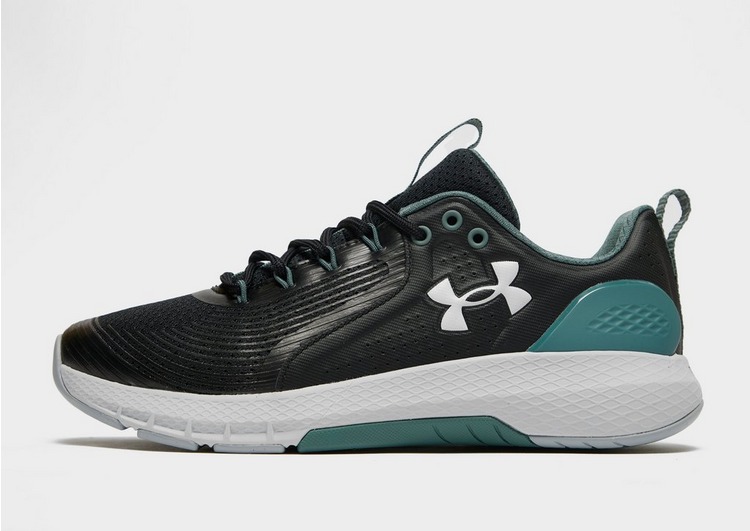 Under Armour Commit TR 3