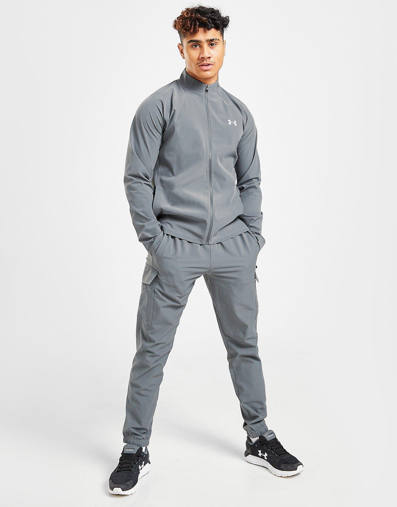 ua storm launch jacket