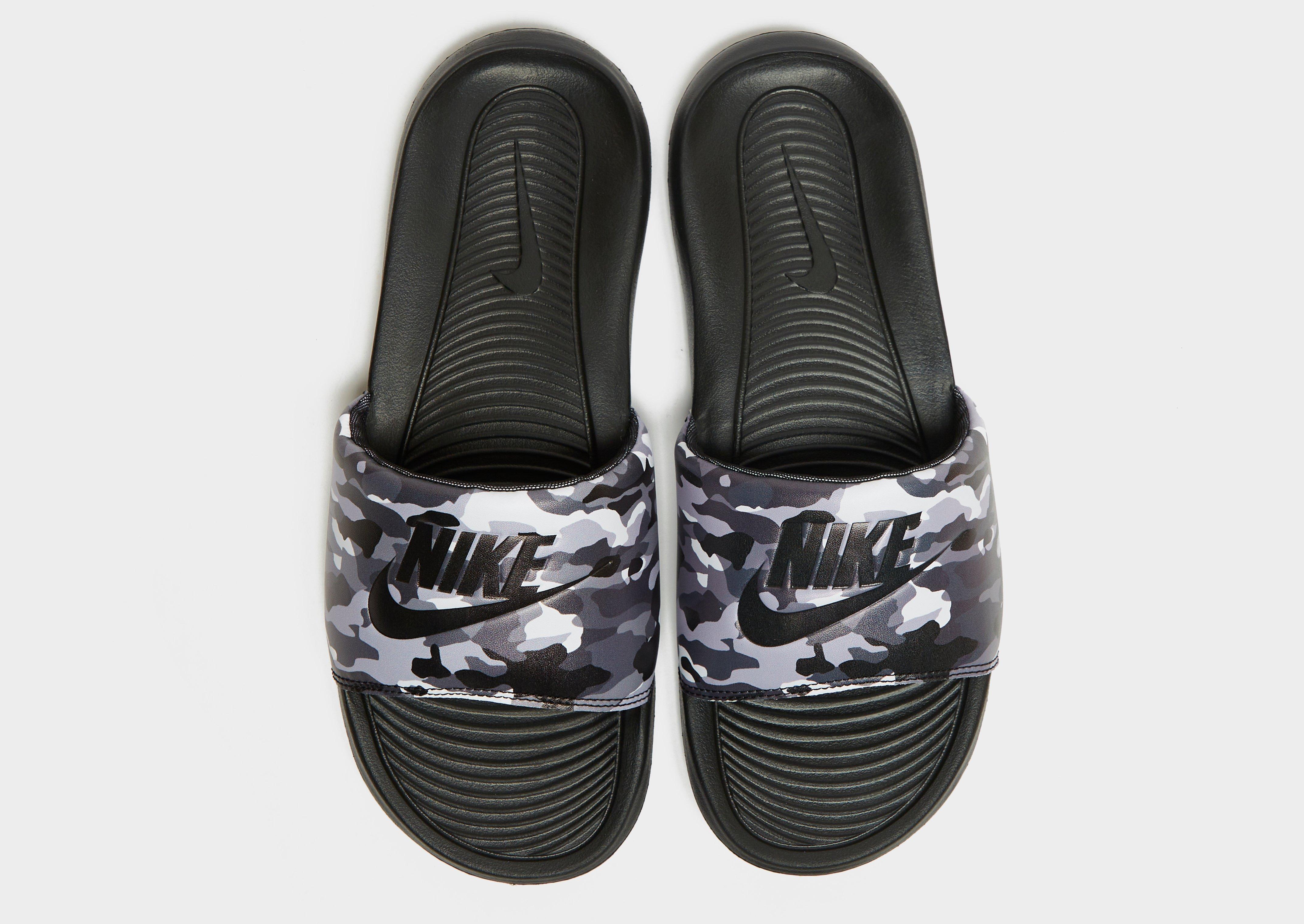 Nike Victori One Slides