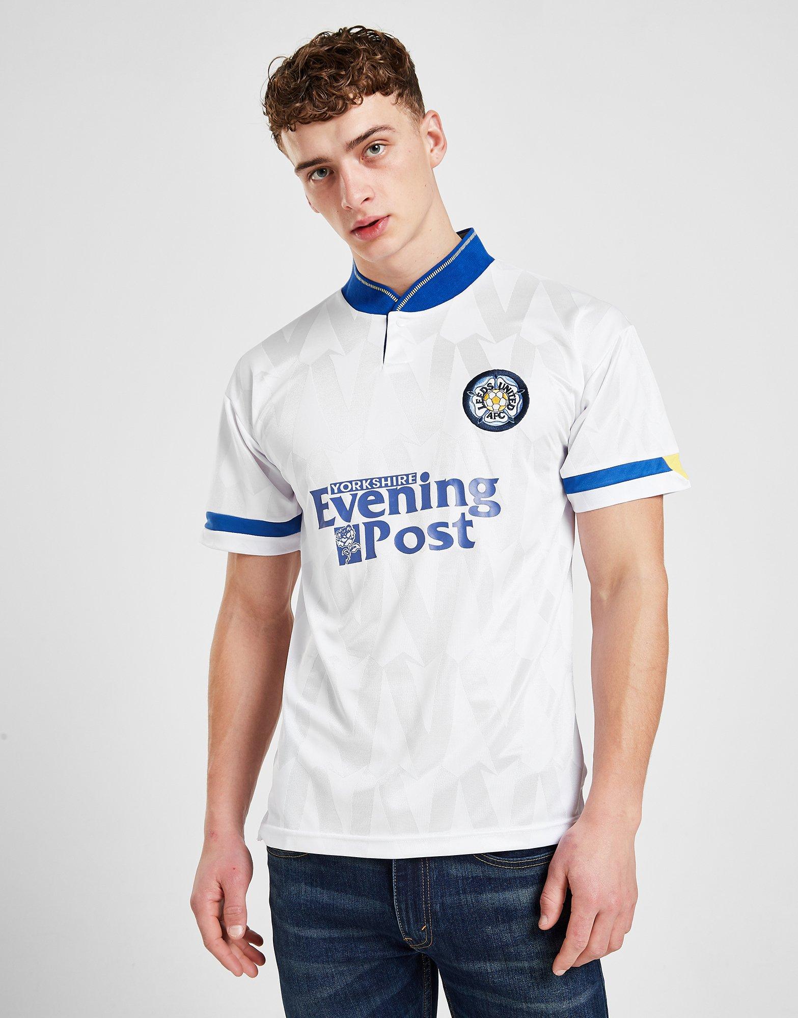 Leeds united store retro training top