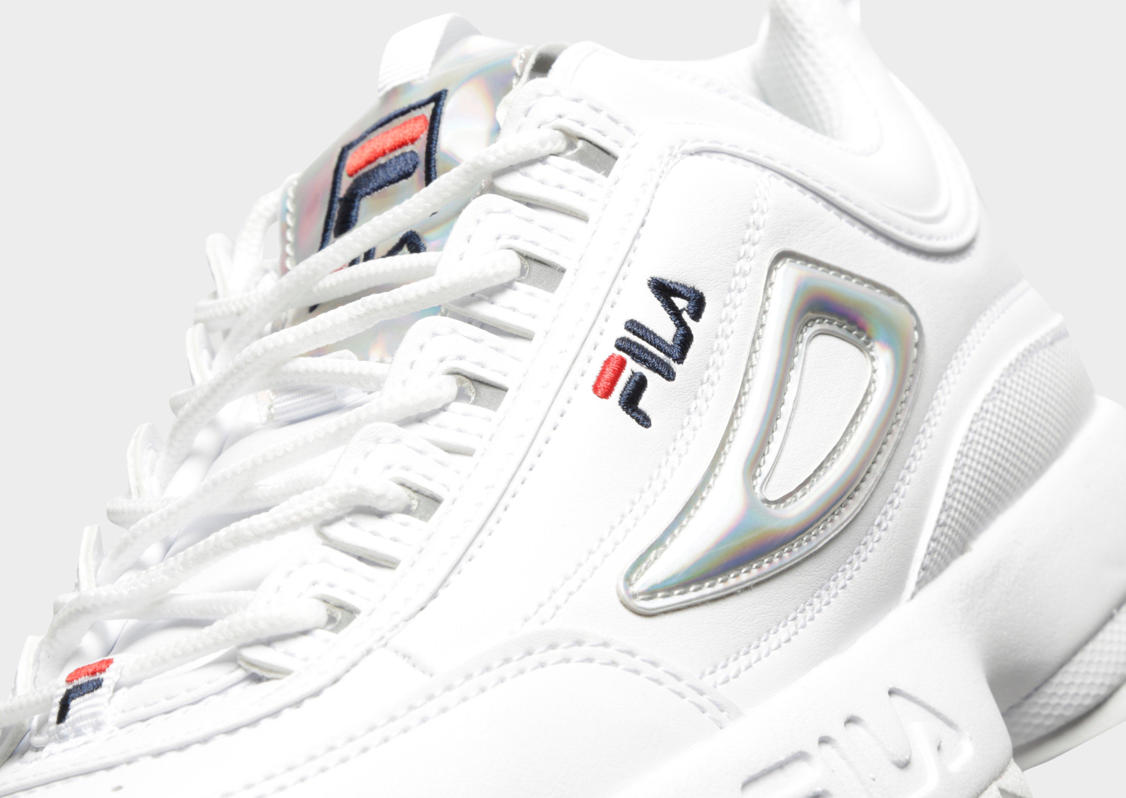 white fila disruptor junior