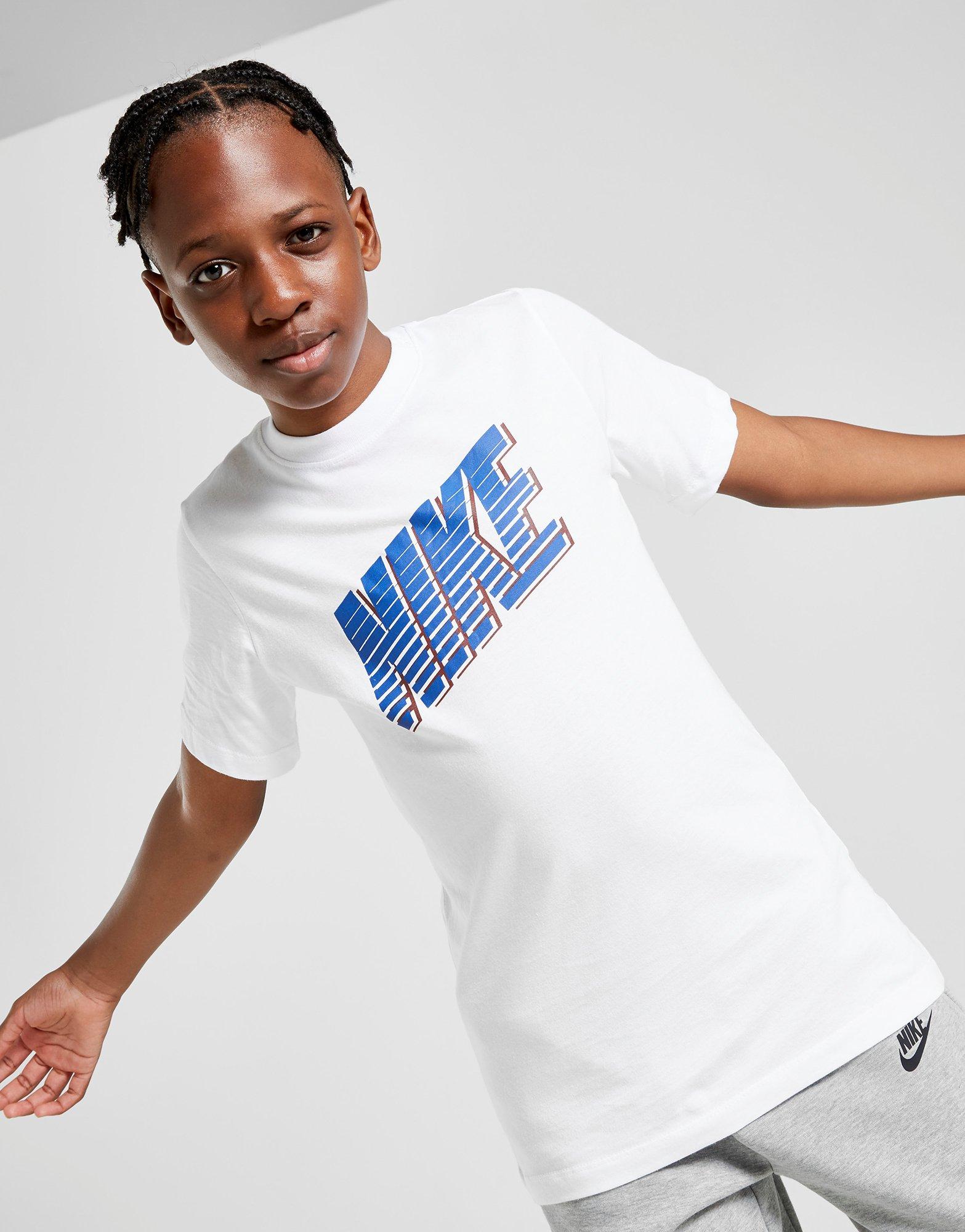 nike block logo t shirt