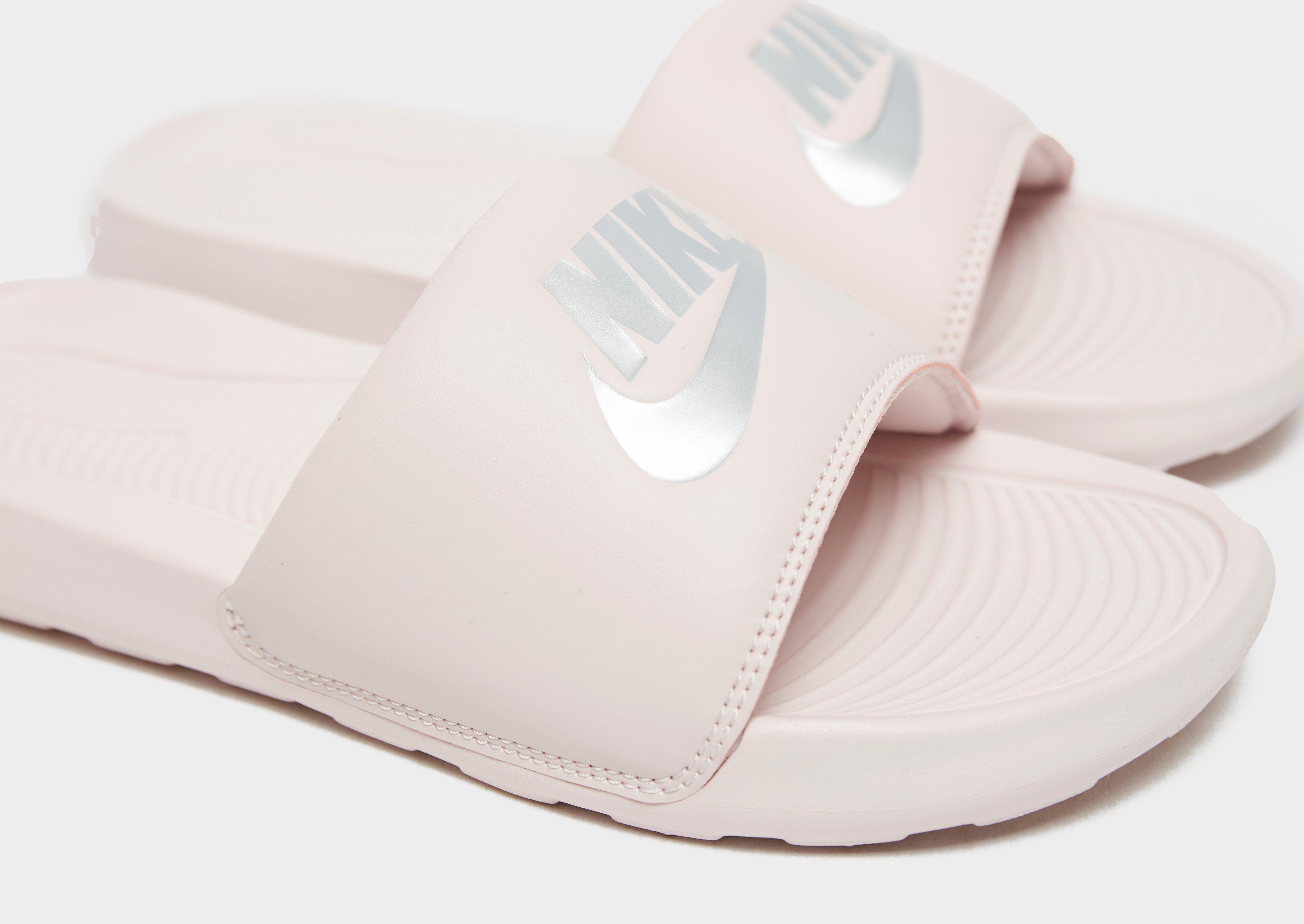 Nike Victori One Slides