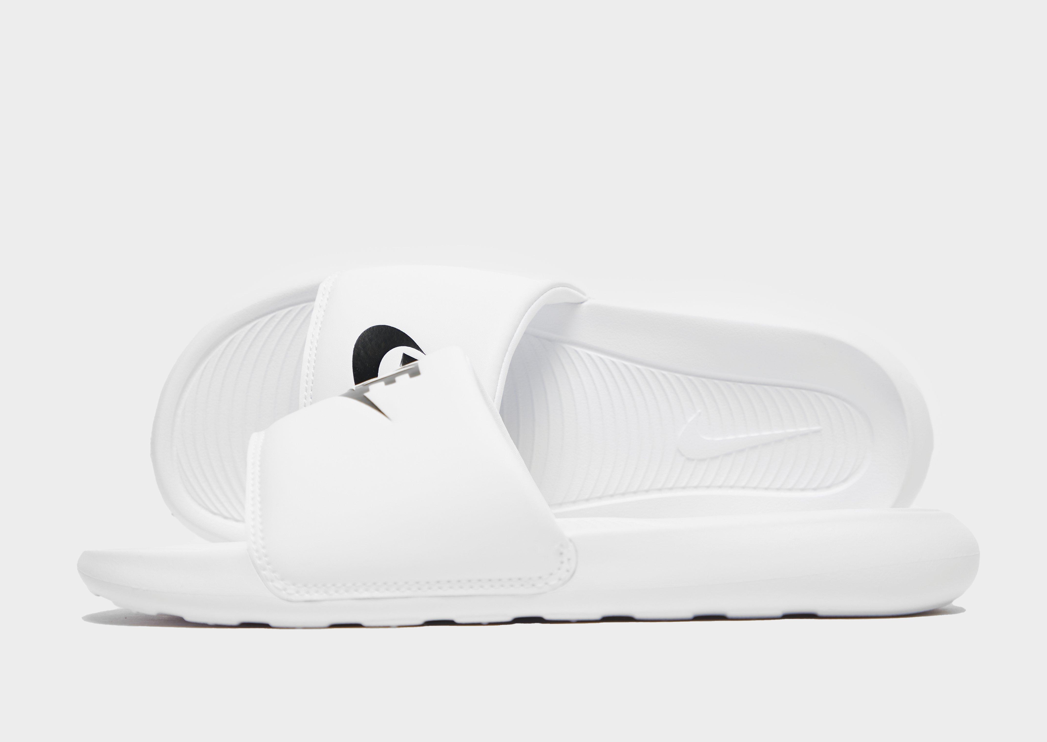 Womens black and 2024 white nike slides