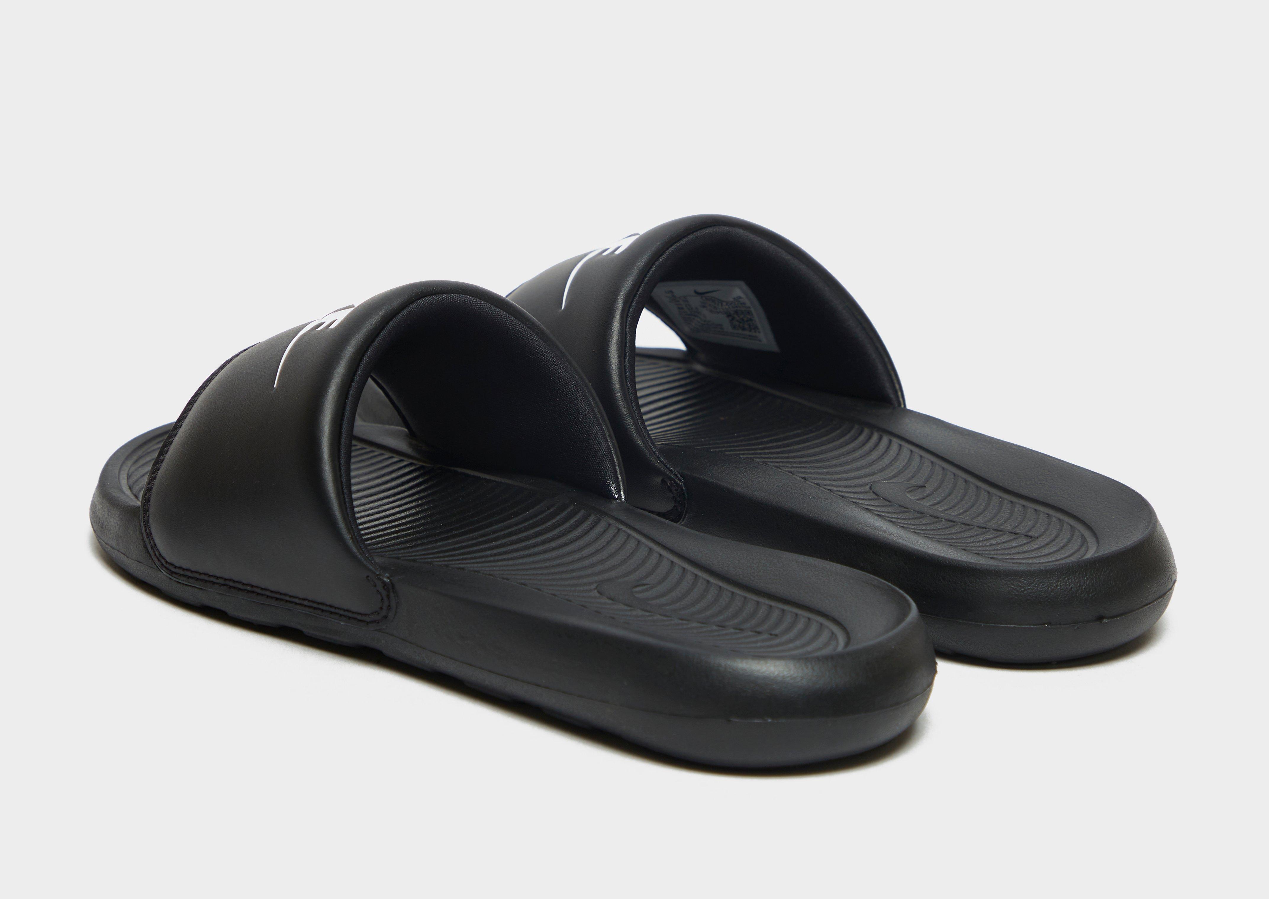 Nike chanclas Victori One para mujer en Negro JD Sports Espa a