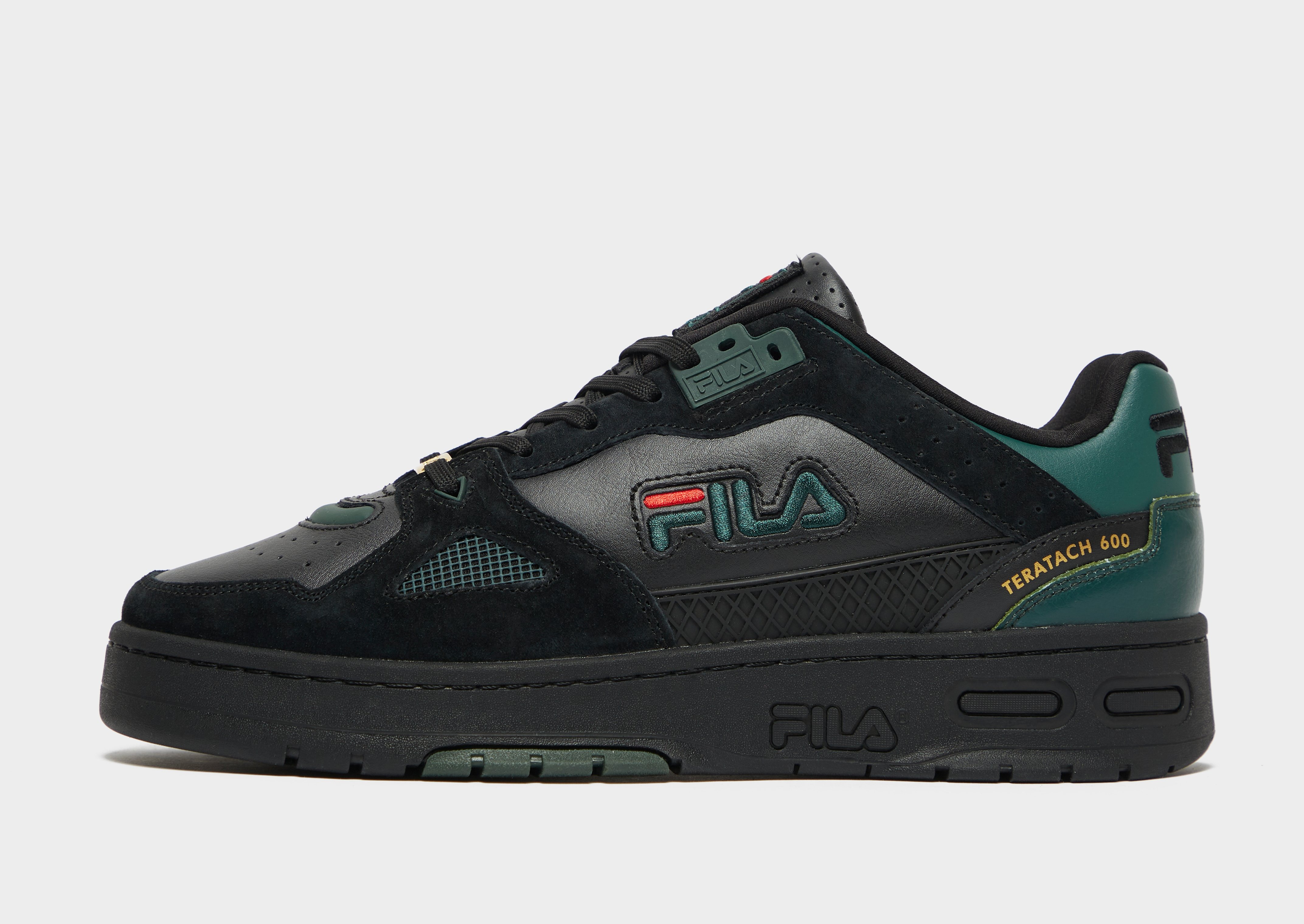 black fila trainers jd sports