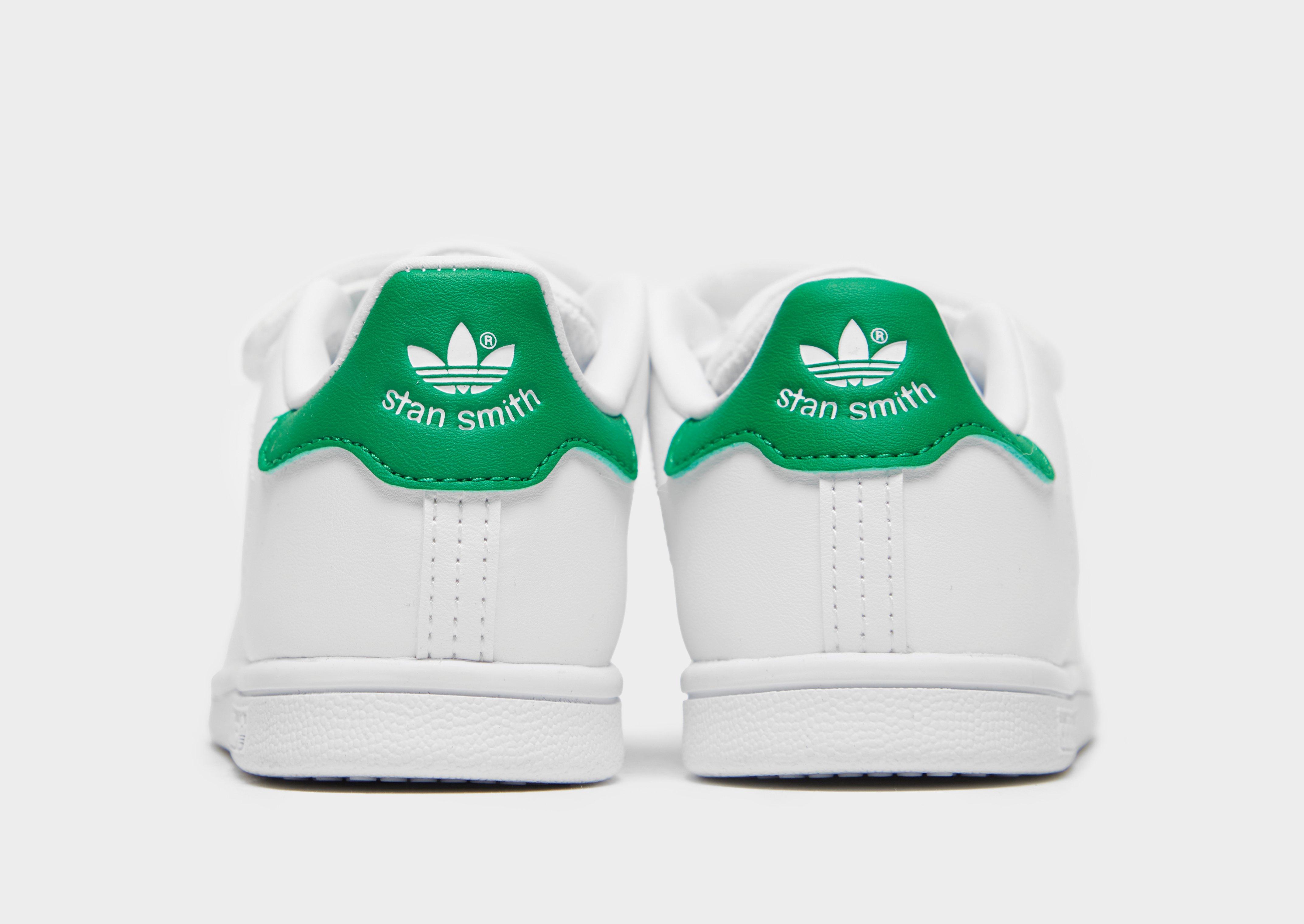 Adidas stan hotsell smith scratch vert