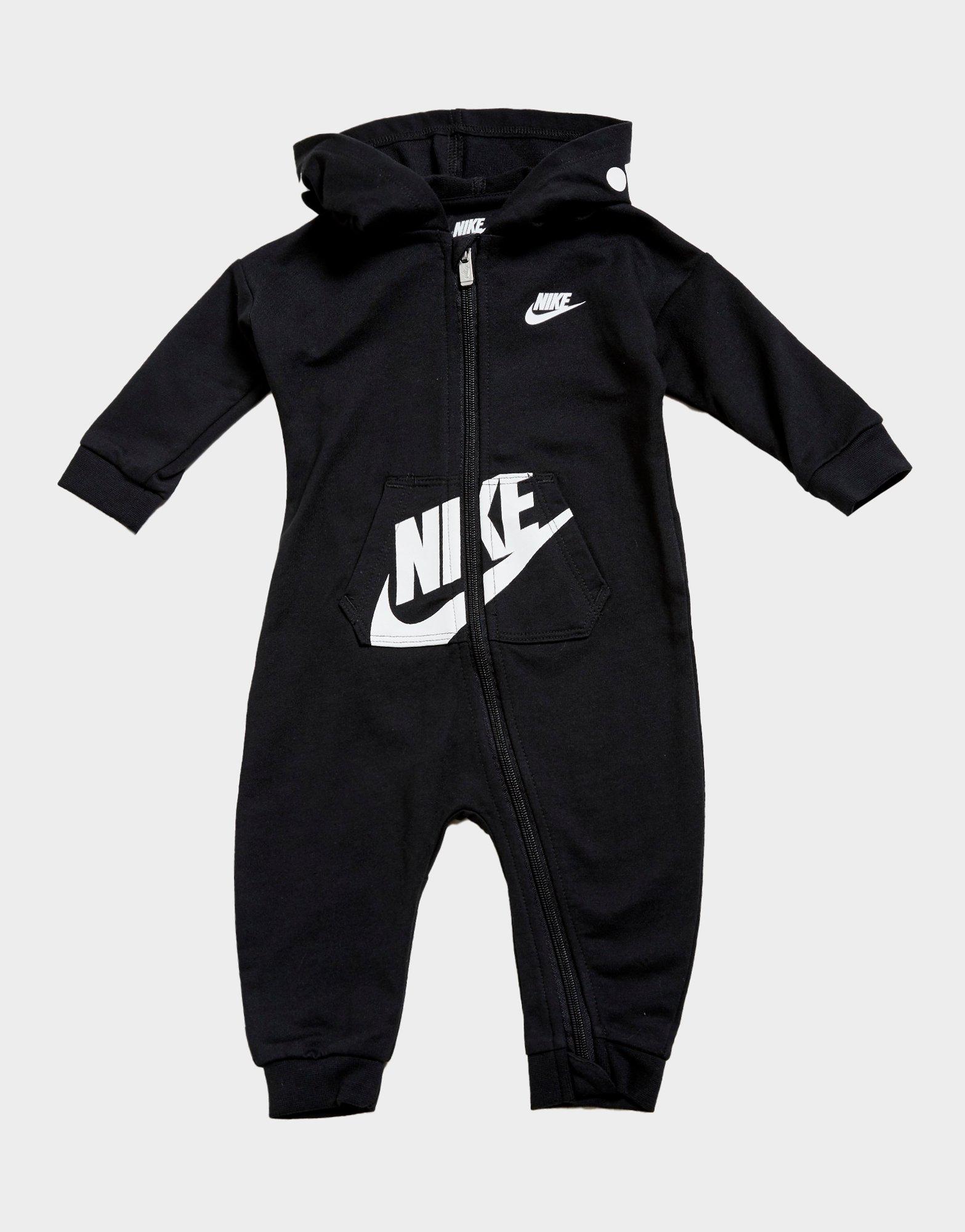 abbigliamento neonato nike