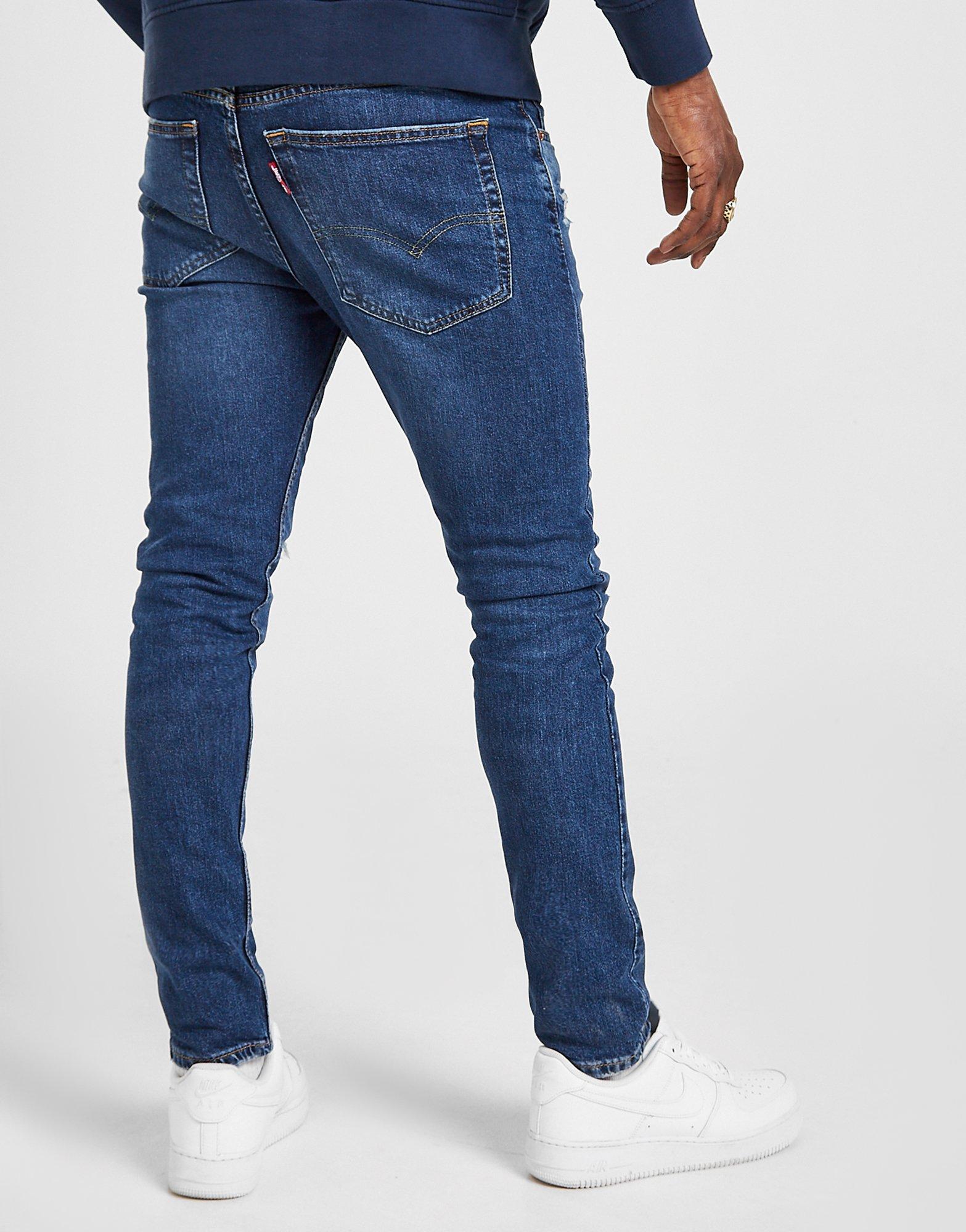 levi's distressed jeans