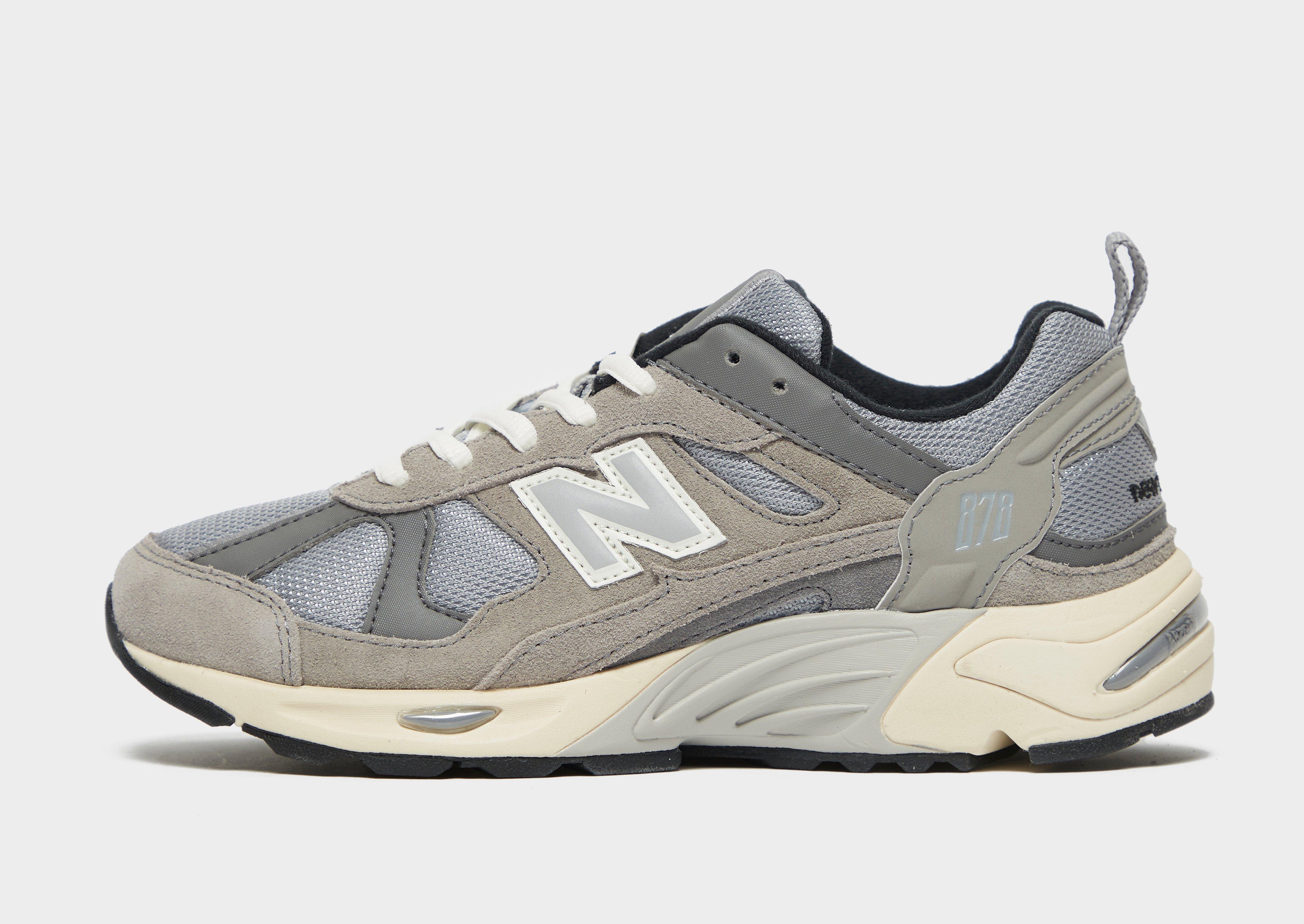 Compra New Balance para mujer en Gris