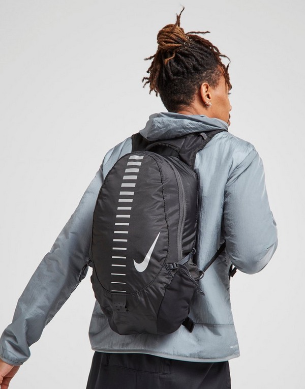 Inyección Caliza desvanecerse Black Nike Run Commuter Backpack | JD Sports UK