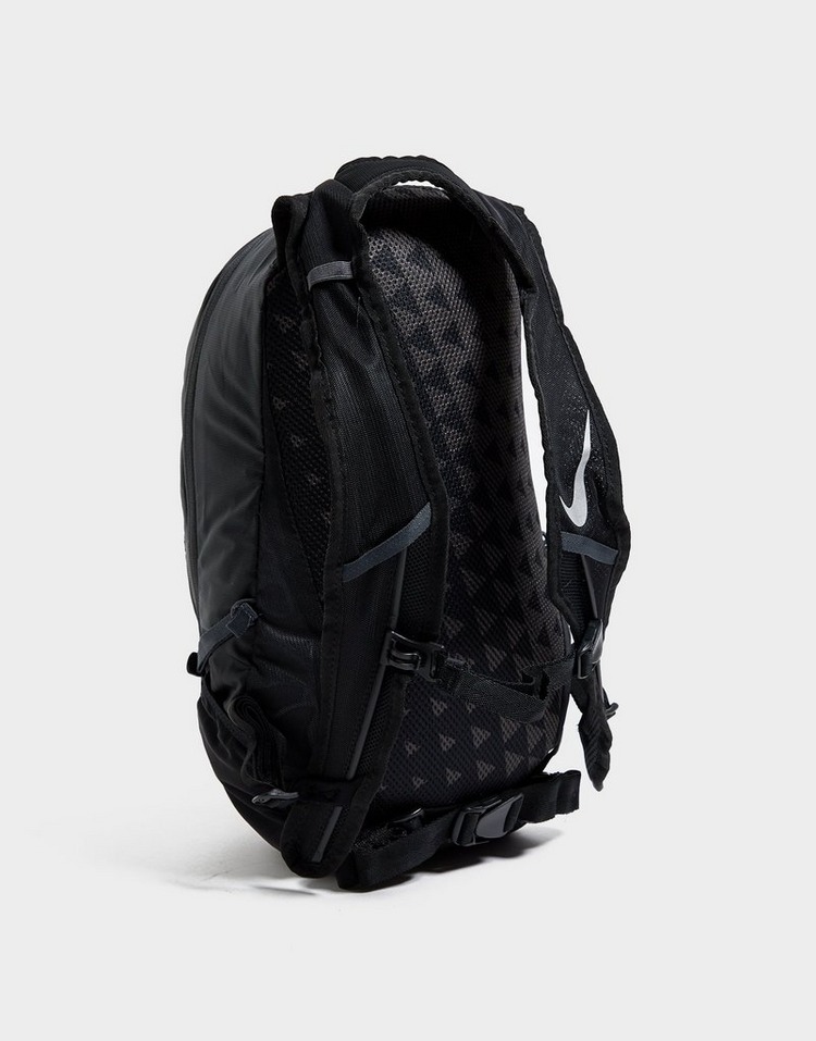 nike commuter running backpack