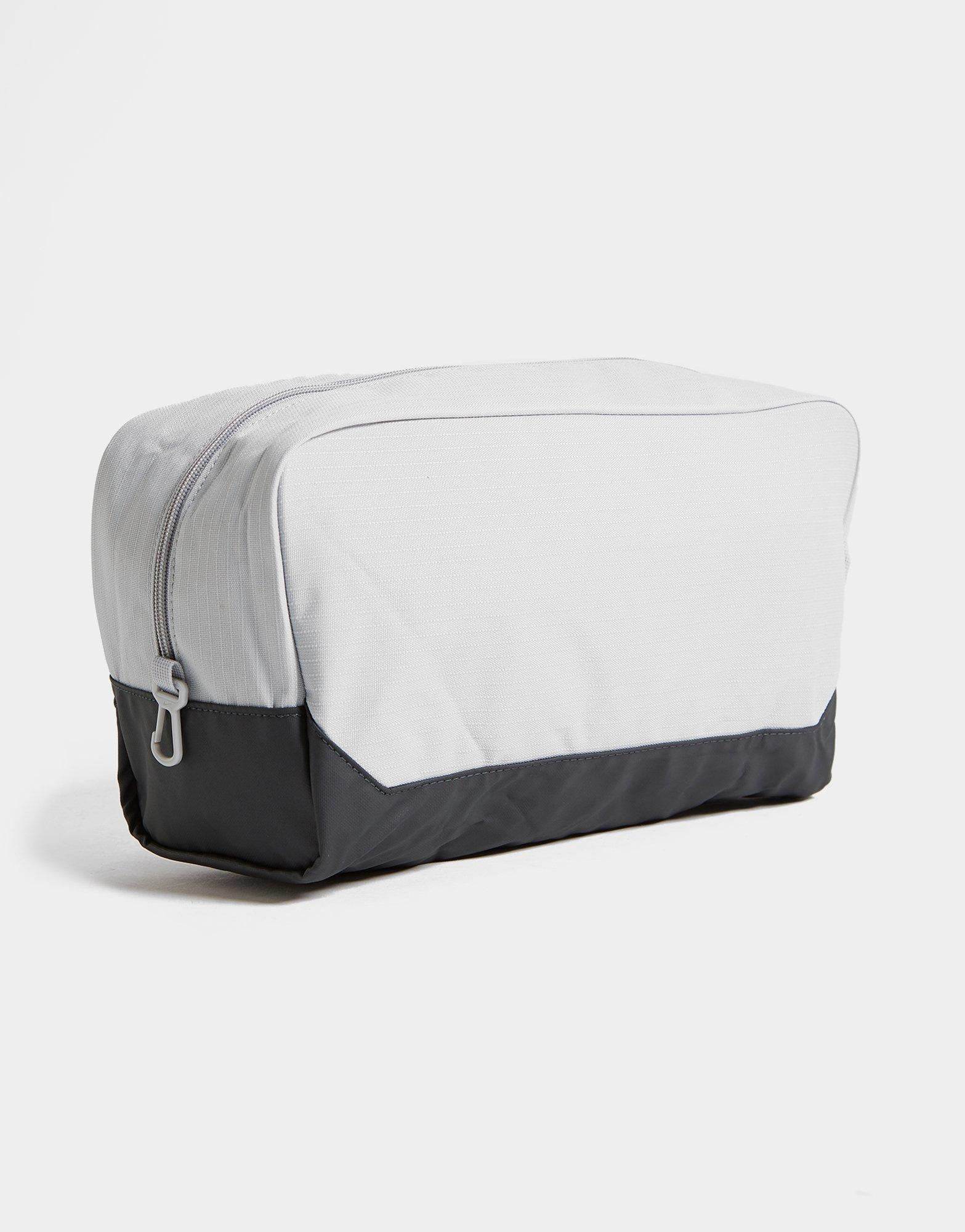 nike brasilia boot bag