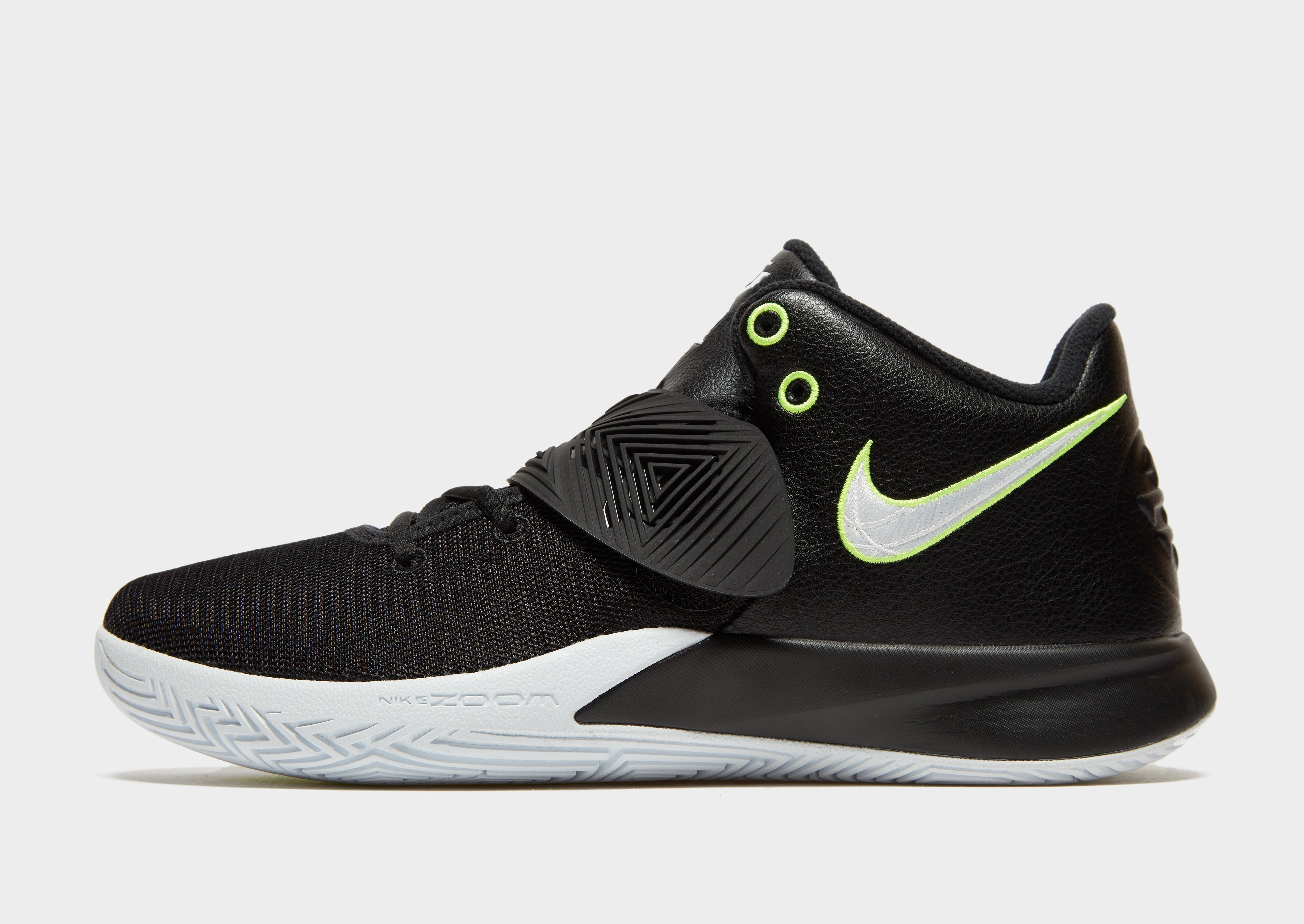 tenis kyrie flytrap 3