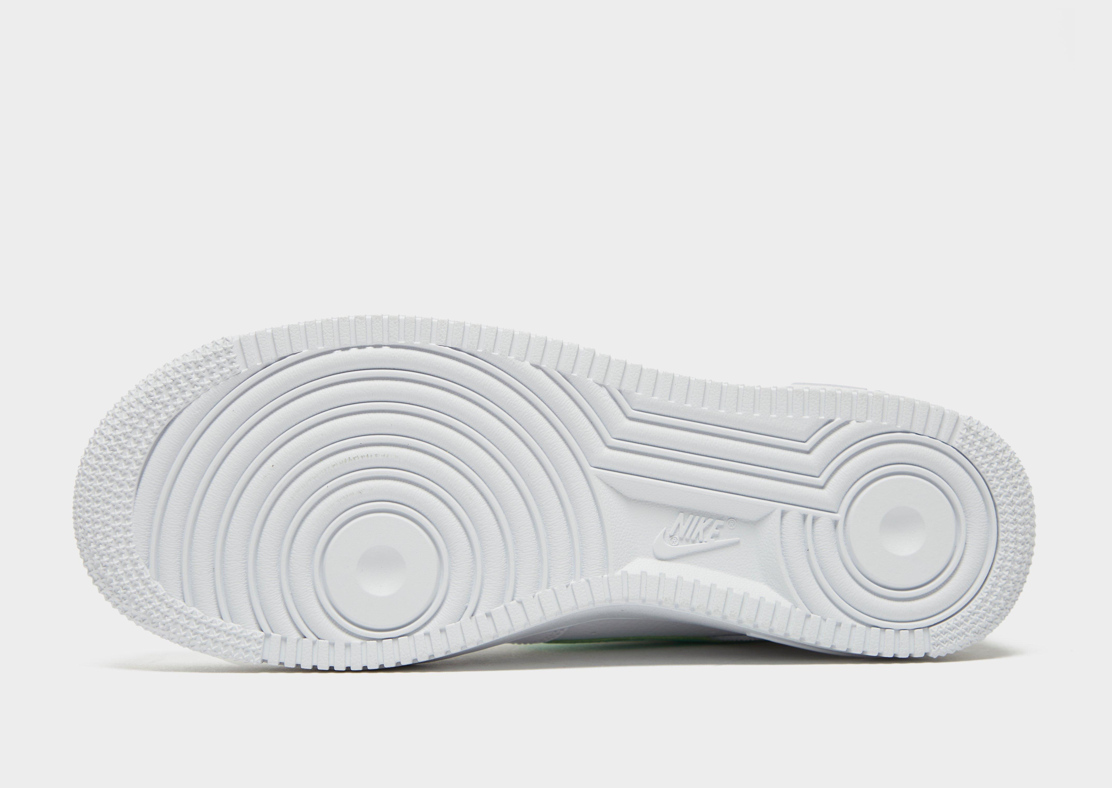 Nike Air Force 1 '07 LV8 Dames