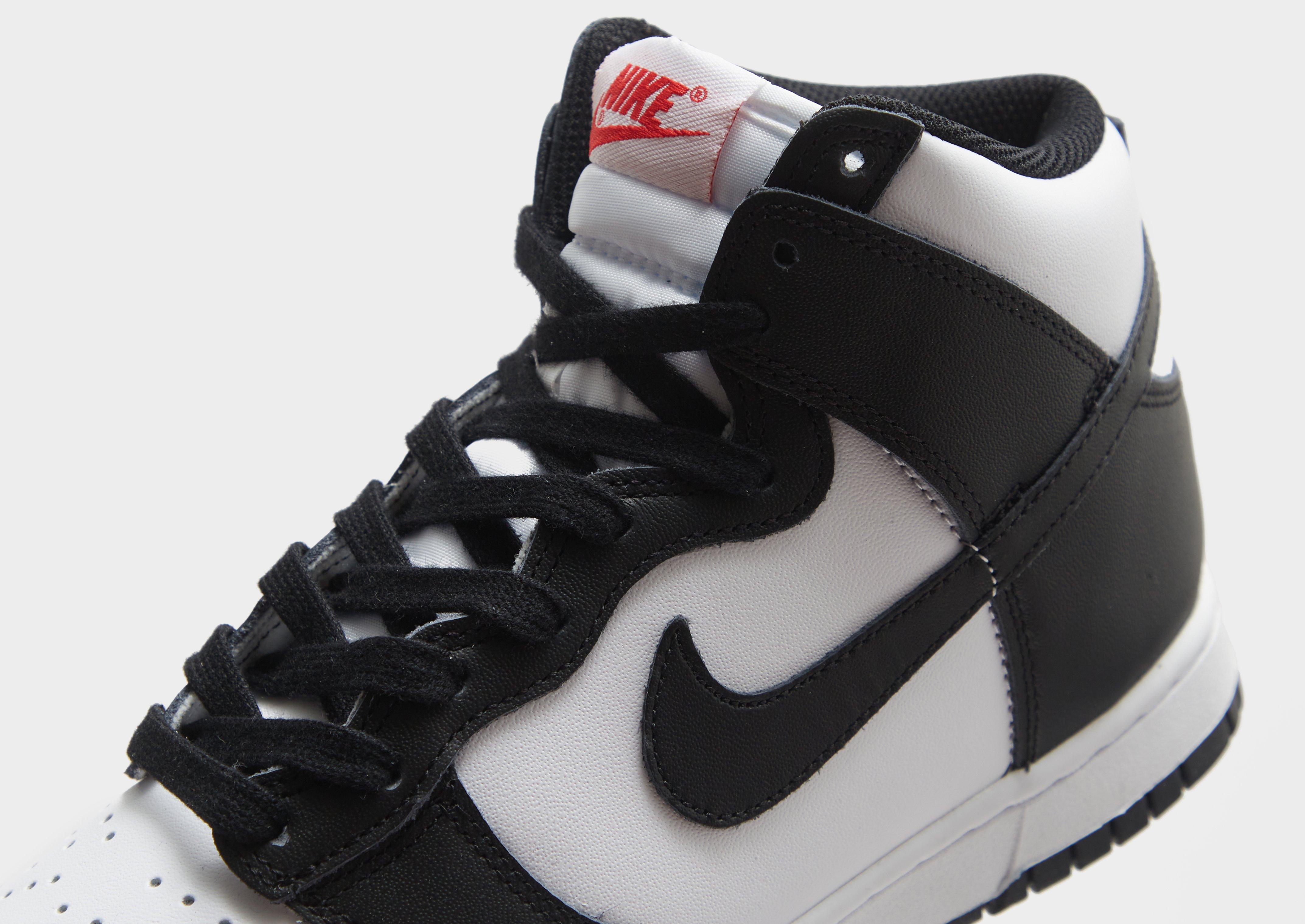 White nike deals dunks high tops