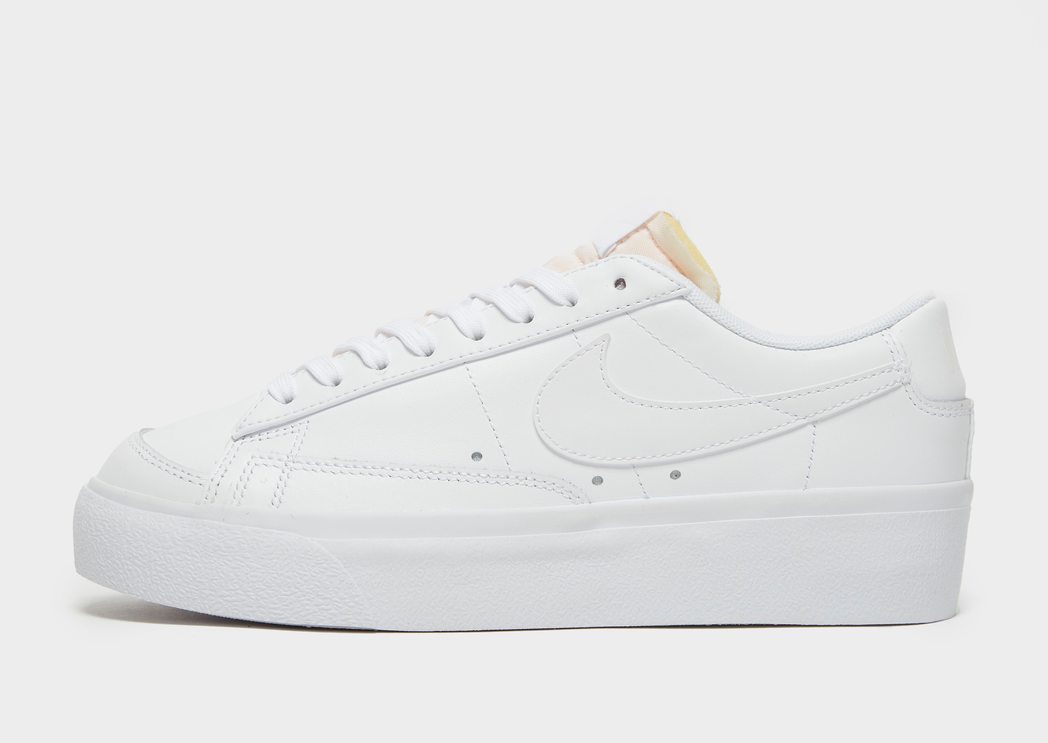 nike blazer low size 6