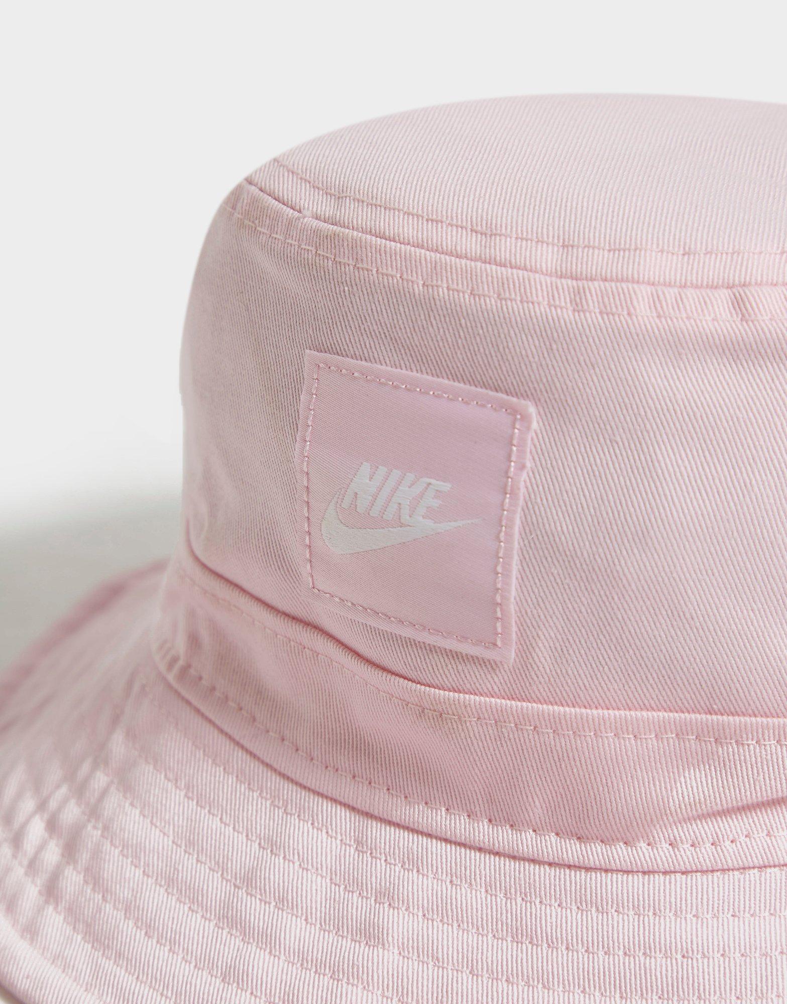 bucket core nike