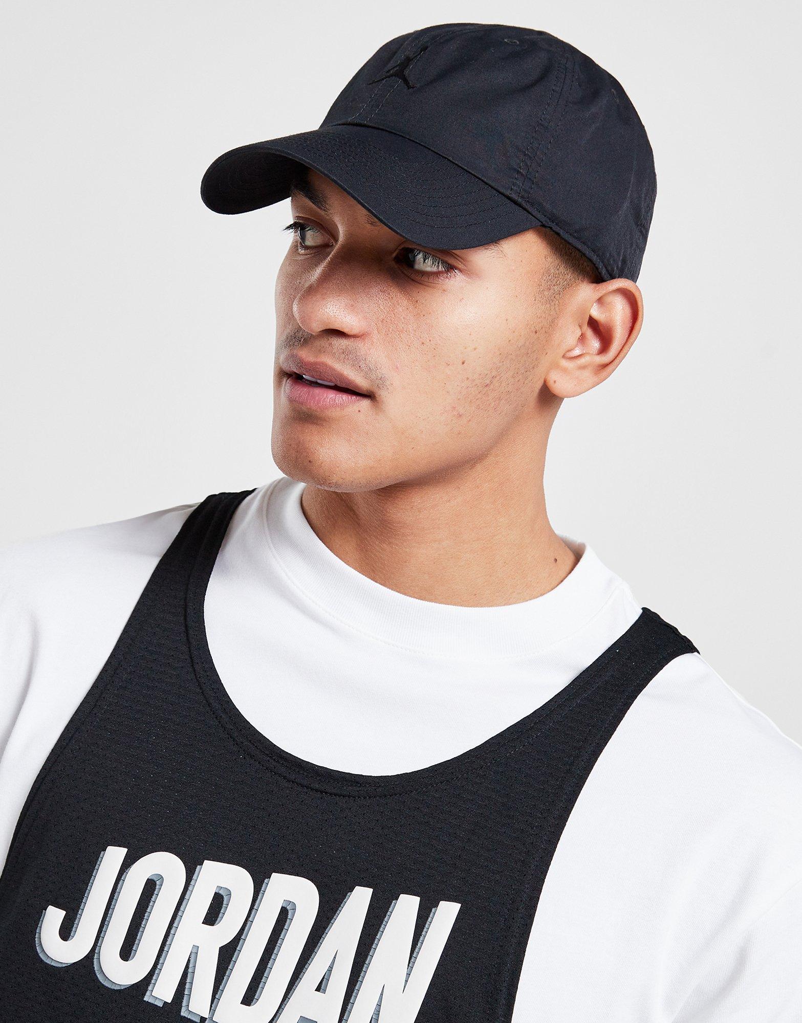 Cap hotsell jordan black